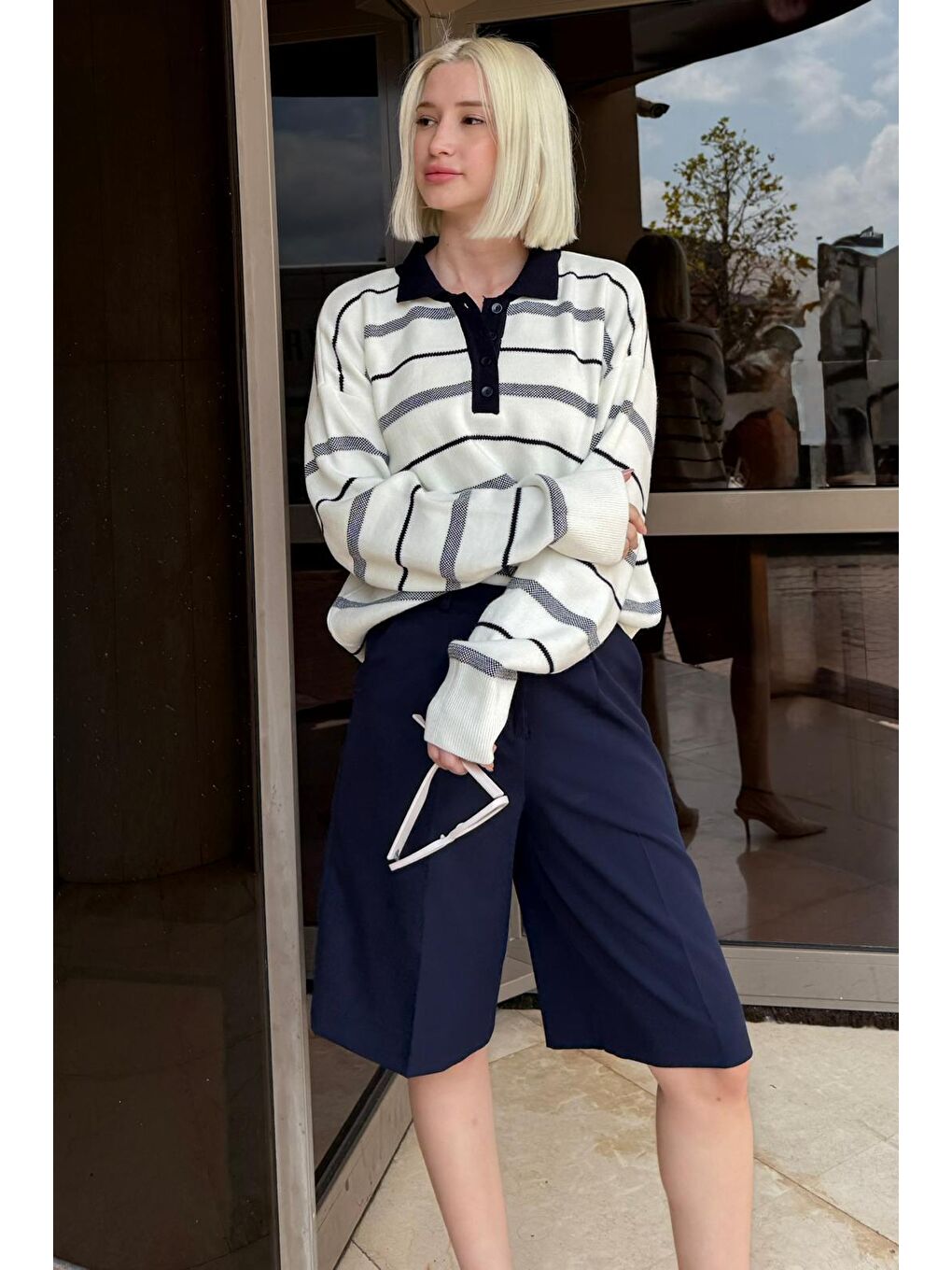 Beyaz Kemik Rengi Çizgili Polo Yaka Kadın Kazak Mg2476-8