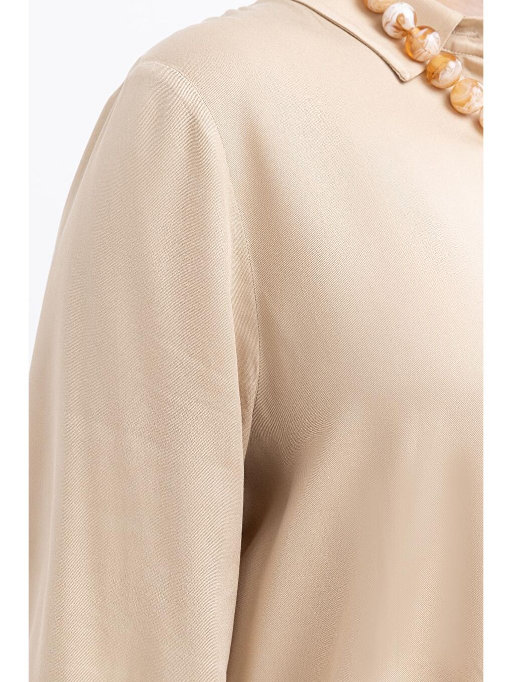 Bej-Zincir Nakışlı Kolu Lastikli Büyük Beden Gömlek-4