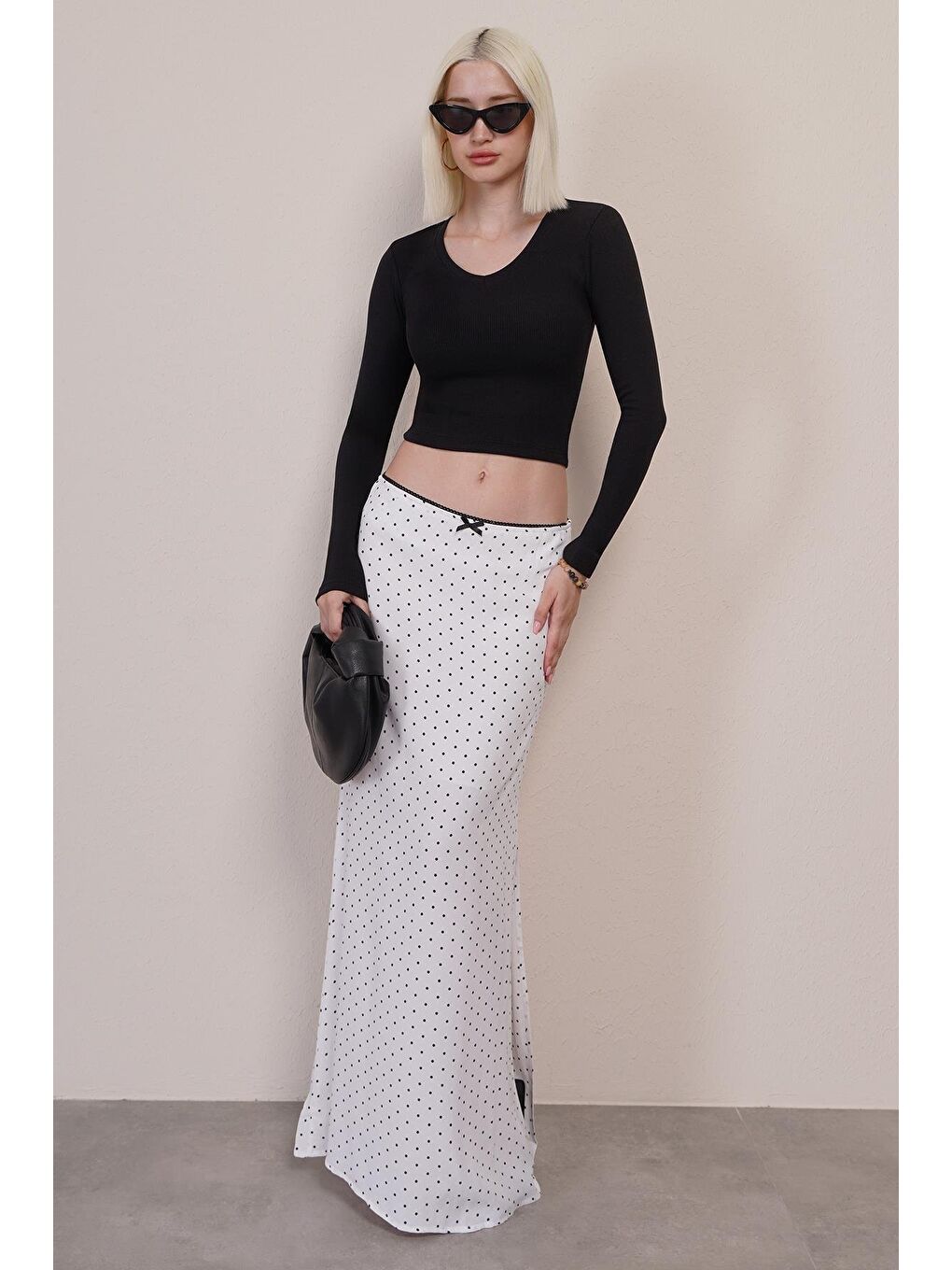 Siyah V Yaka Uzun Kollu Kaşkorse Body Mg2192-4