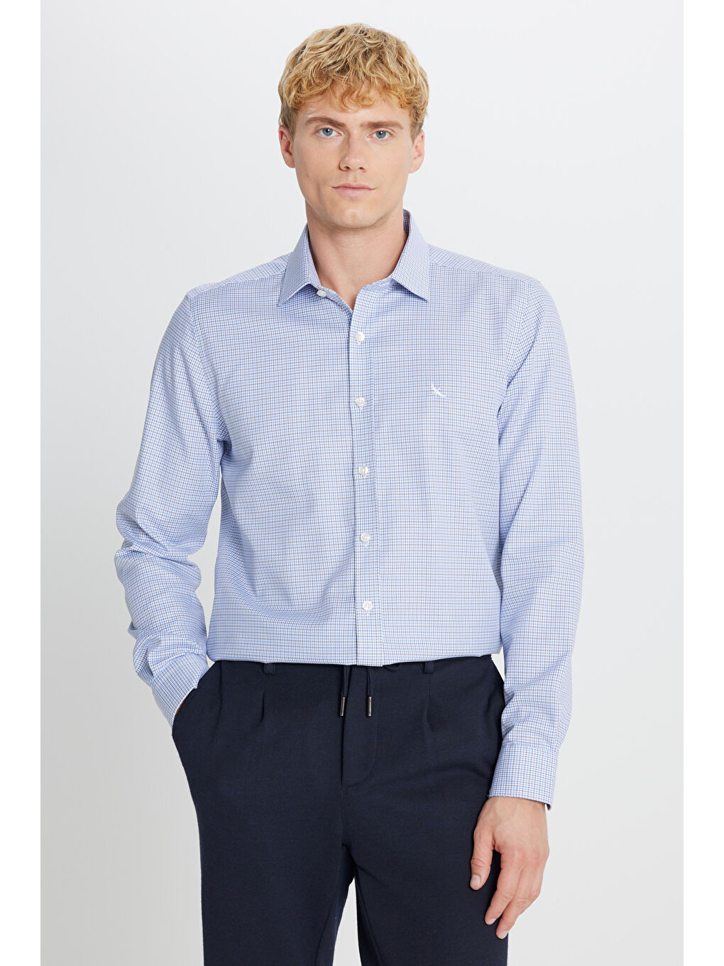 Erkek Mavi Haki Ütü Gerektirmeyen %100 Pamuk Slim Fit Klasik Yaka Armürlü Gömlek