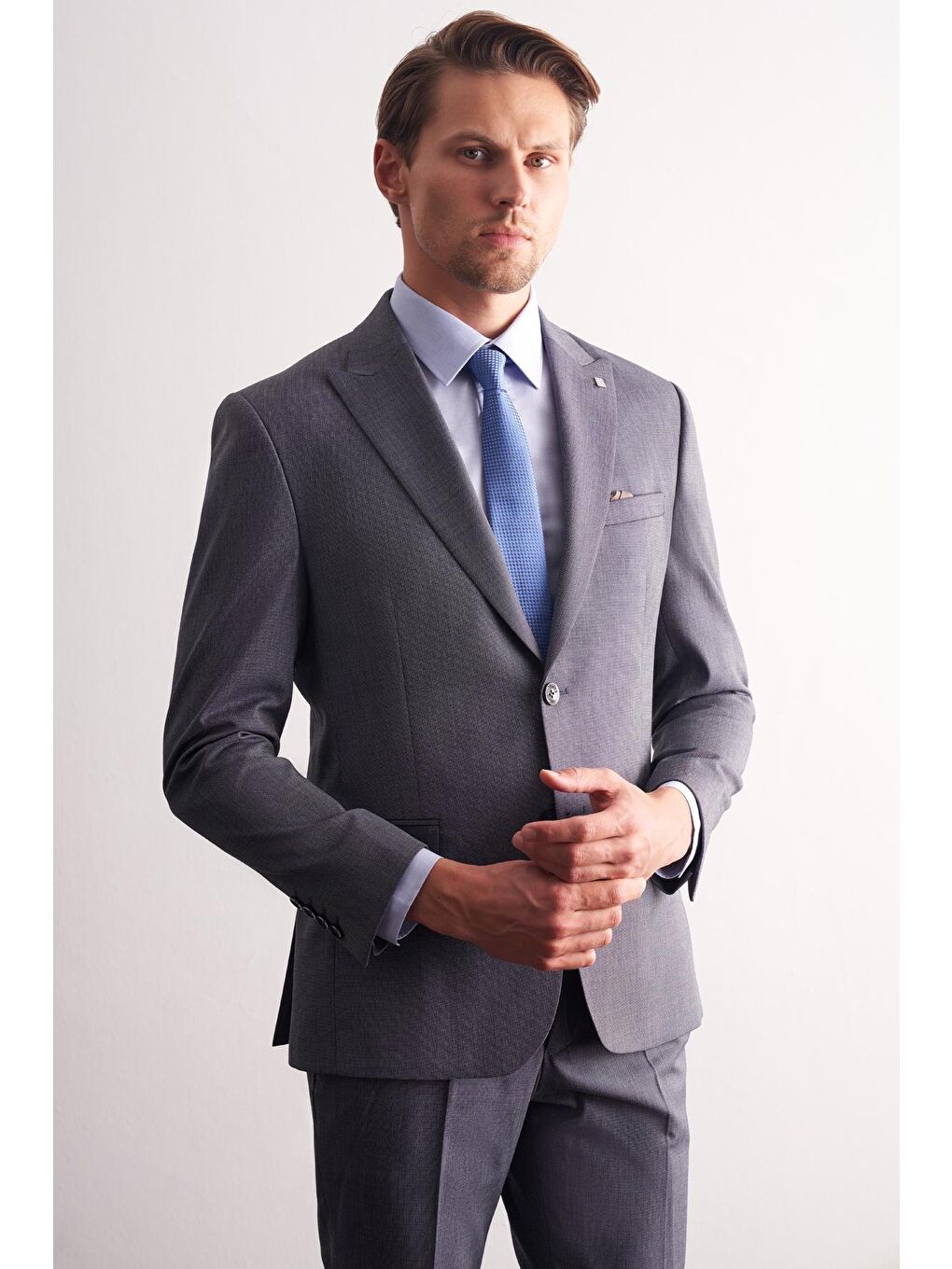 Gri Füme Kırlangıç Yaka Kendinden Desenli Esnek Bel Slim Fit 6 Drop Takım Elbise 1001255168-2