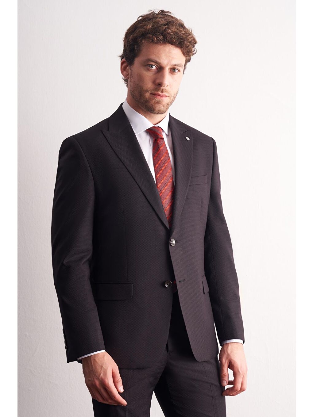 Siyah Kırlangıç Yaka Kendinden Desenli Esnek Bel Slim Fit 6 Drop Takım Elbise 1001255167-1