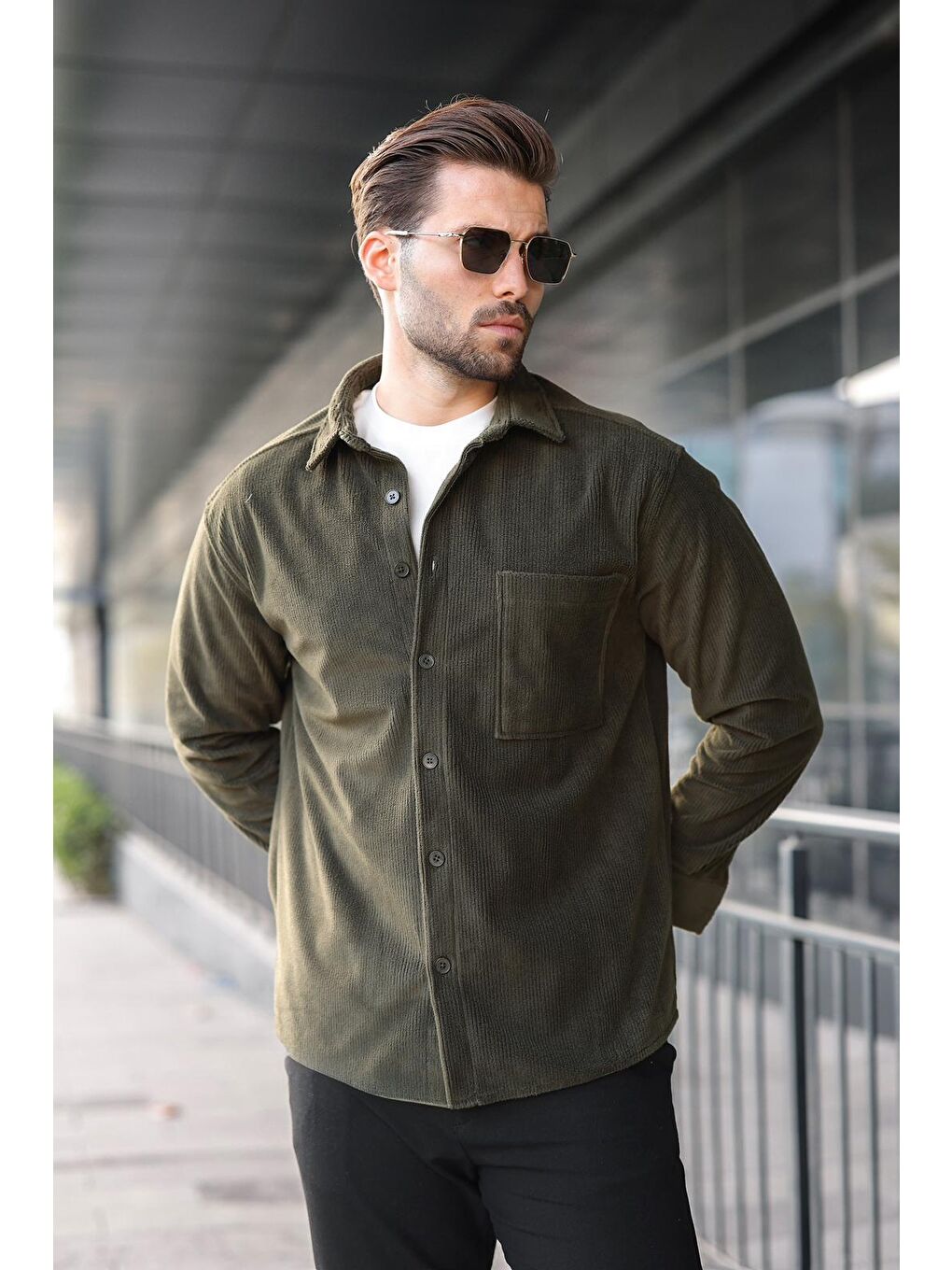 Haki Düğmeli Kadife Erkek Gömlek E6766-2