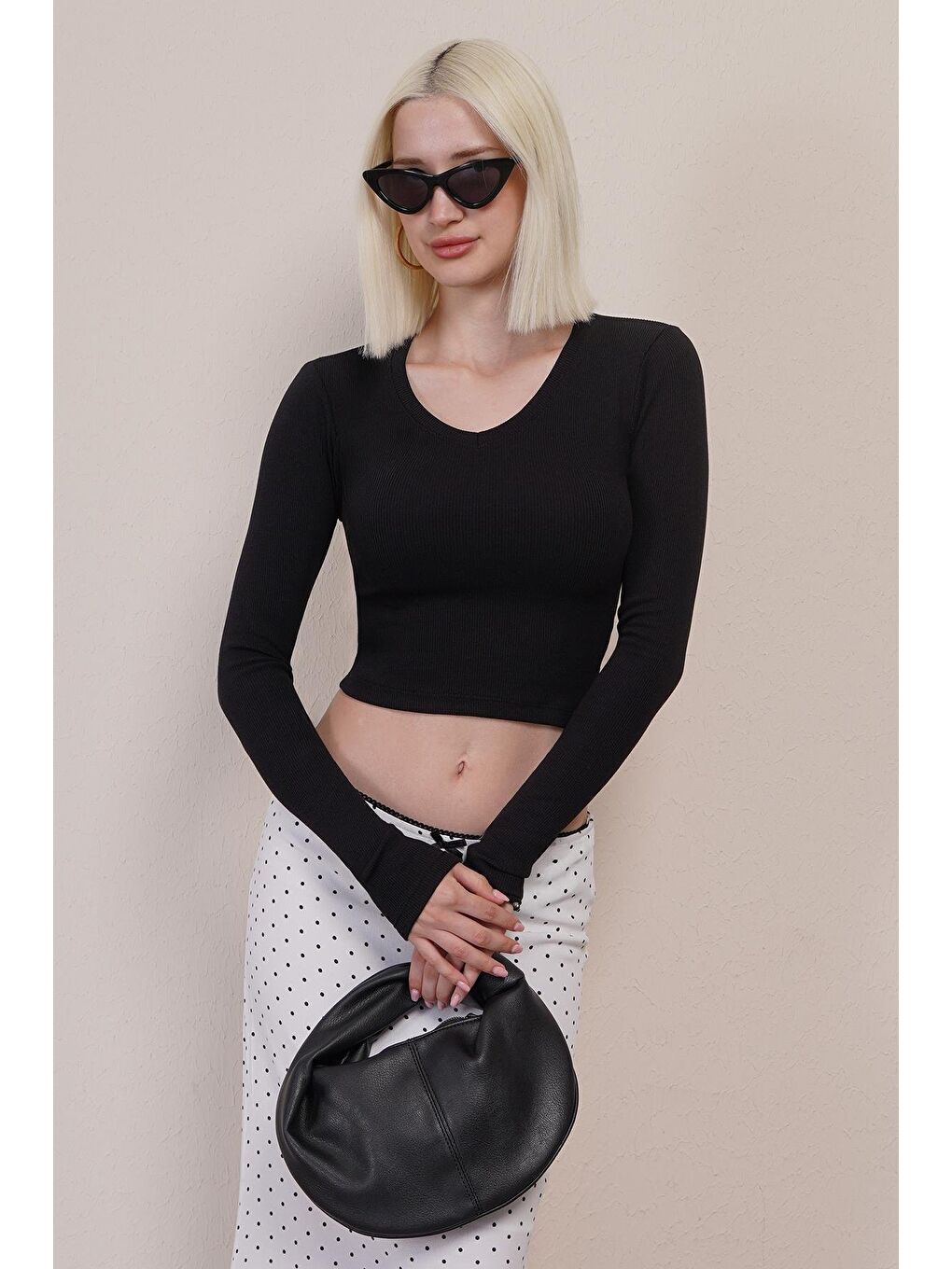 Siyah V Yaka Uzun Kollu Kaşkorse Body Mg2192-7