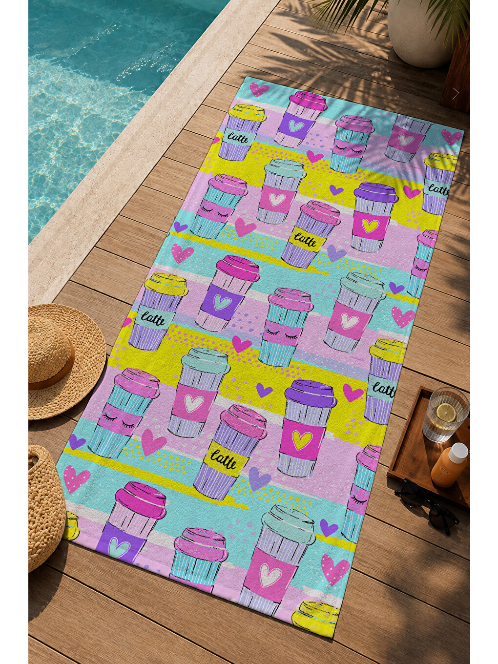 Mavi Renkli Yaz Tatlıları Desenli 70x150 Cm Dijital Baskılı Plaj Ve Banyo Havlusu-1