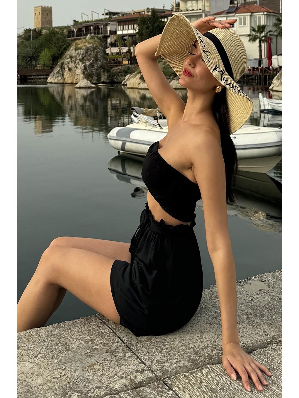 2'Li Bustiyerli Siyah Alt Üst Şort Takım