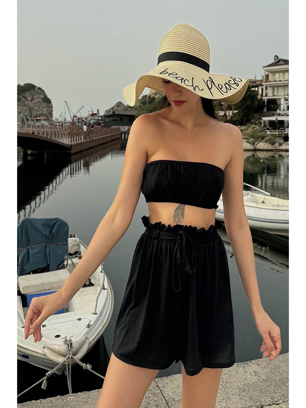 2'Li Bustiyerli Siyah Alt Üst Şort Takım-2