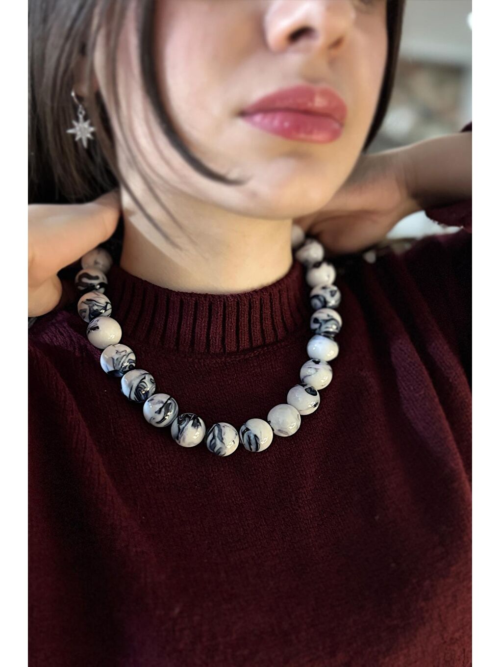 Gri Büyük Boncuklu Kadın Kolye - 20mm Boncuklu-1