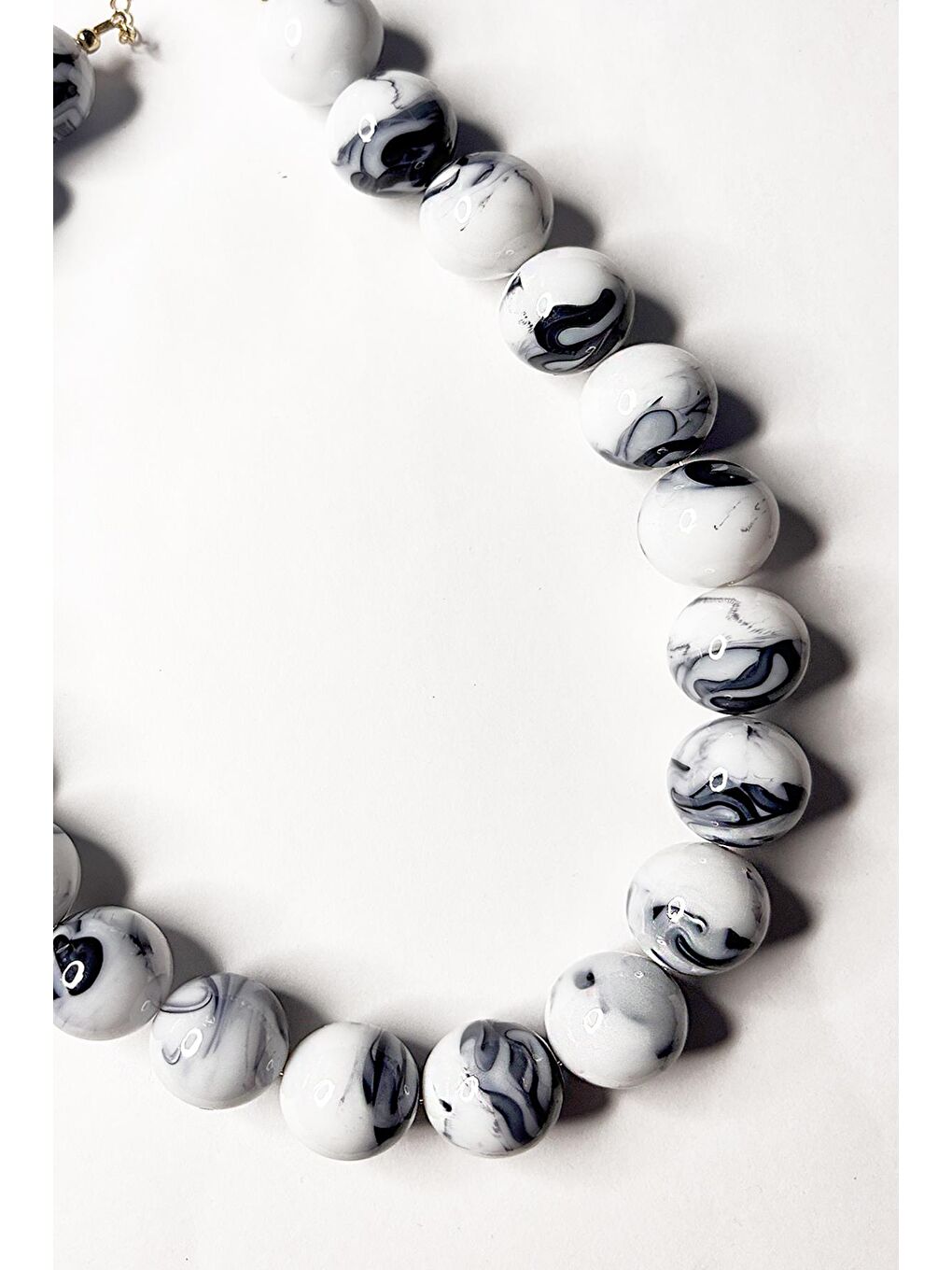 Gri Büyük Boncuklu Kadın Kolye - 20mm Boncuklu-3