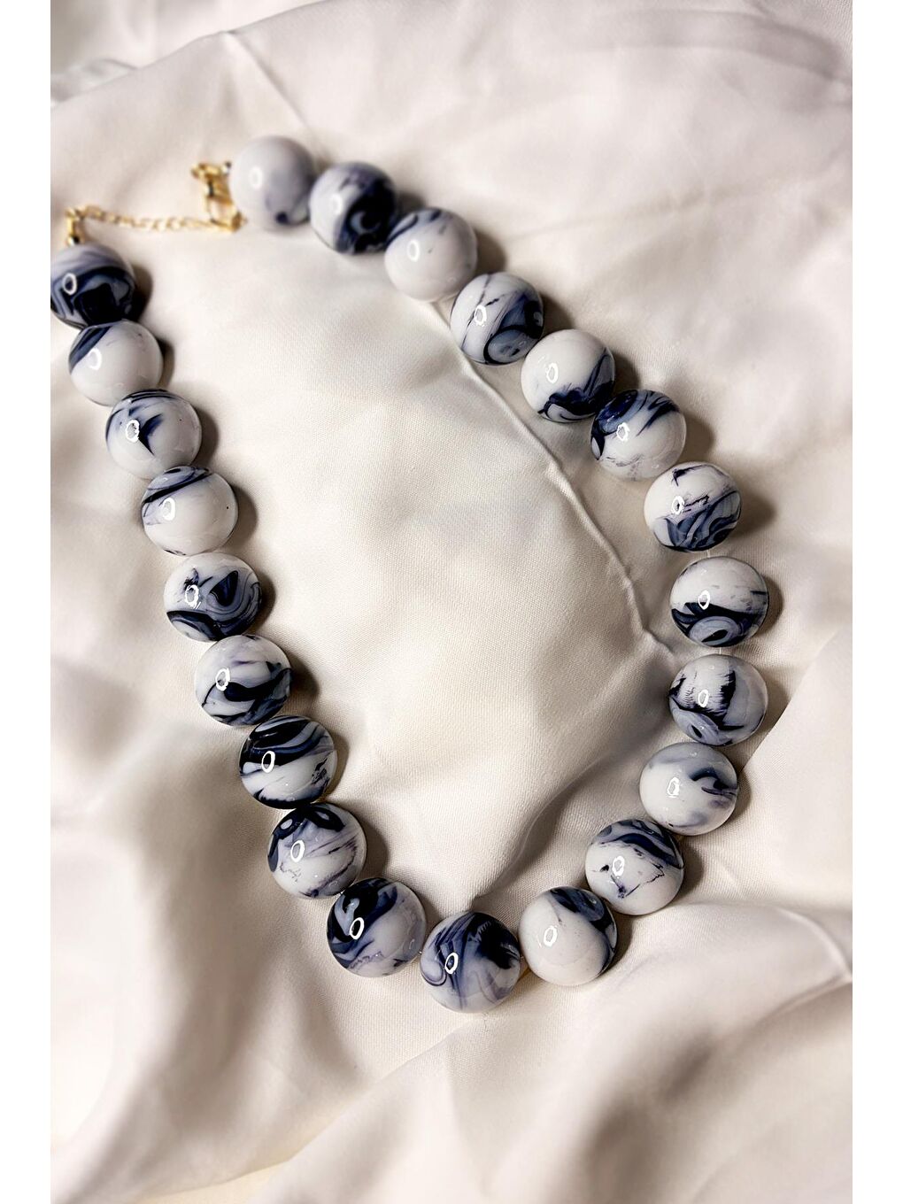 Gri Büyük Boncuklu Kadın Kolye - 20mm Boncuklu-4