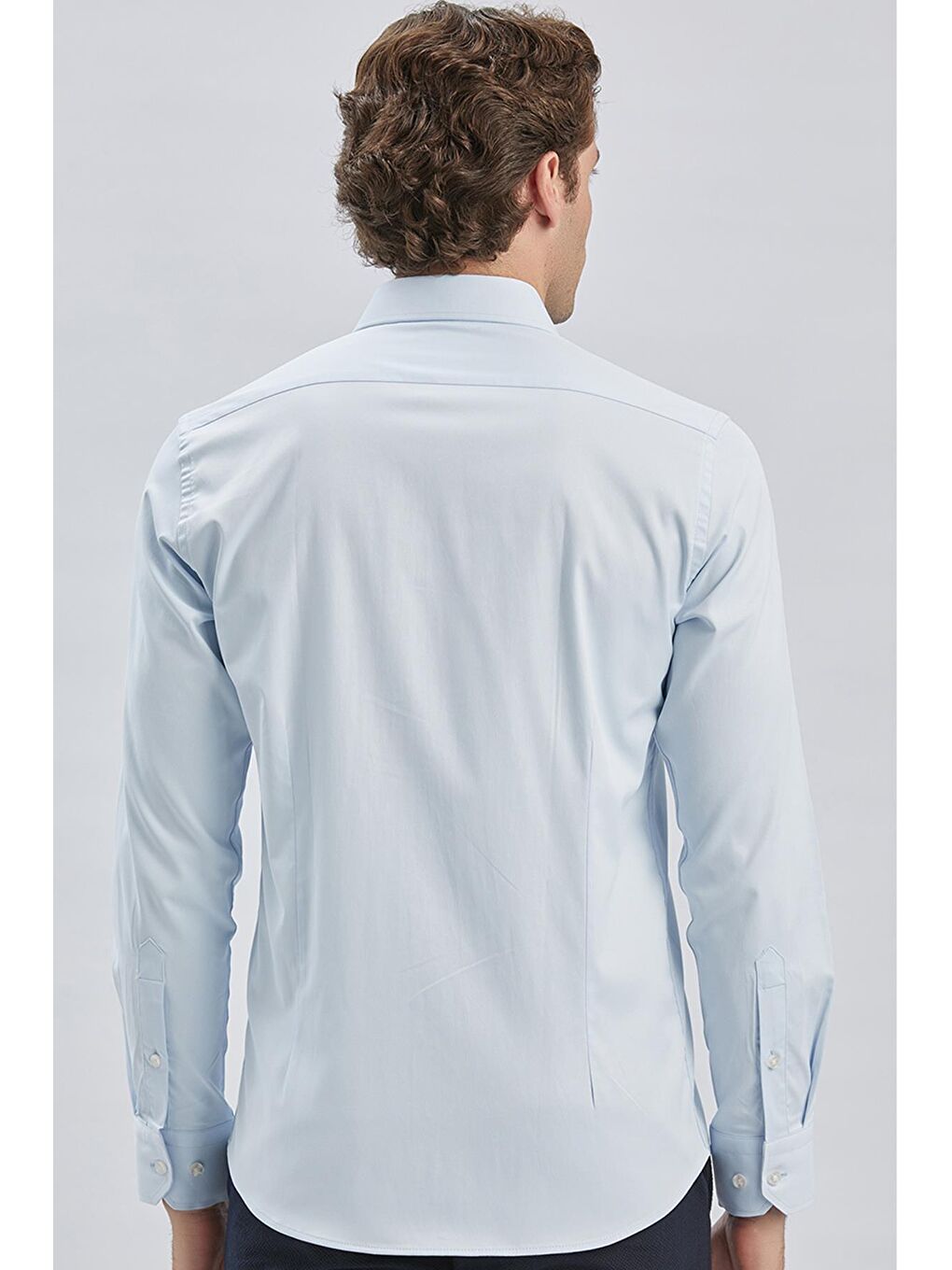 Koyu Mavi Uzun Kollu Sert Yaka Cepsiz Pamuklu Elastanlı Klasik Slim Fit Dar Kesim Gömlek 1004240234-6