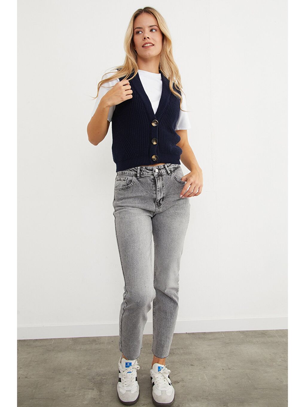 Lacivert Düğmeli Triko Yelek-4