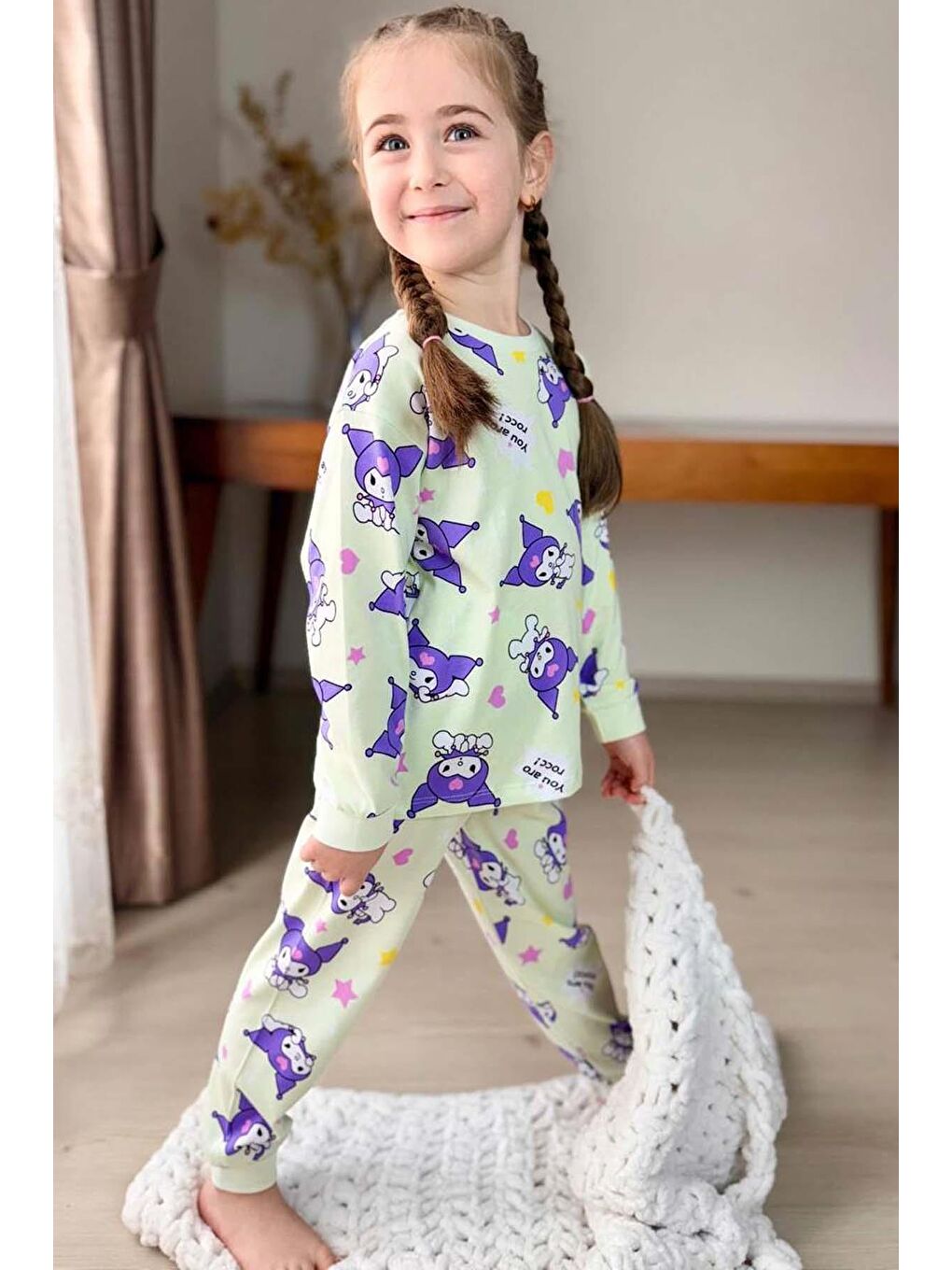 Kız Çocuk Kuromi Karakter Baskılı Açık Yeşil Pijama Takımı-1