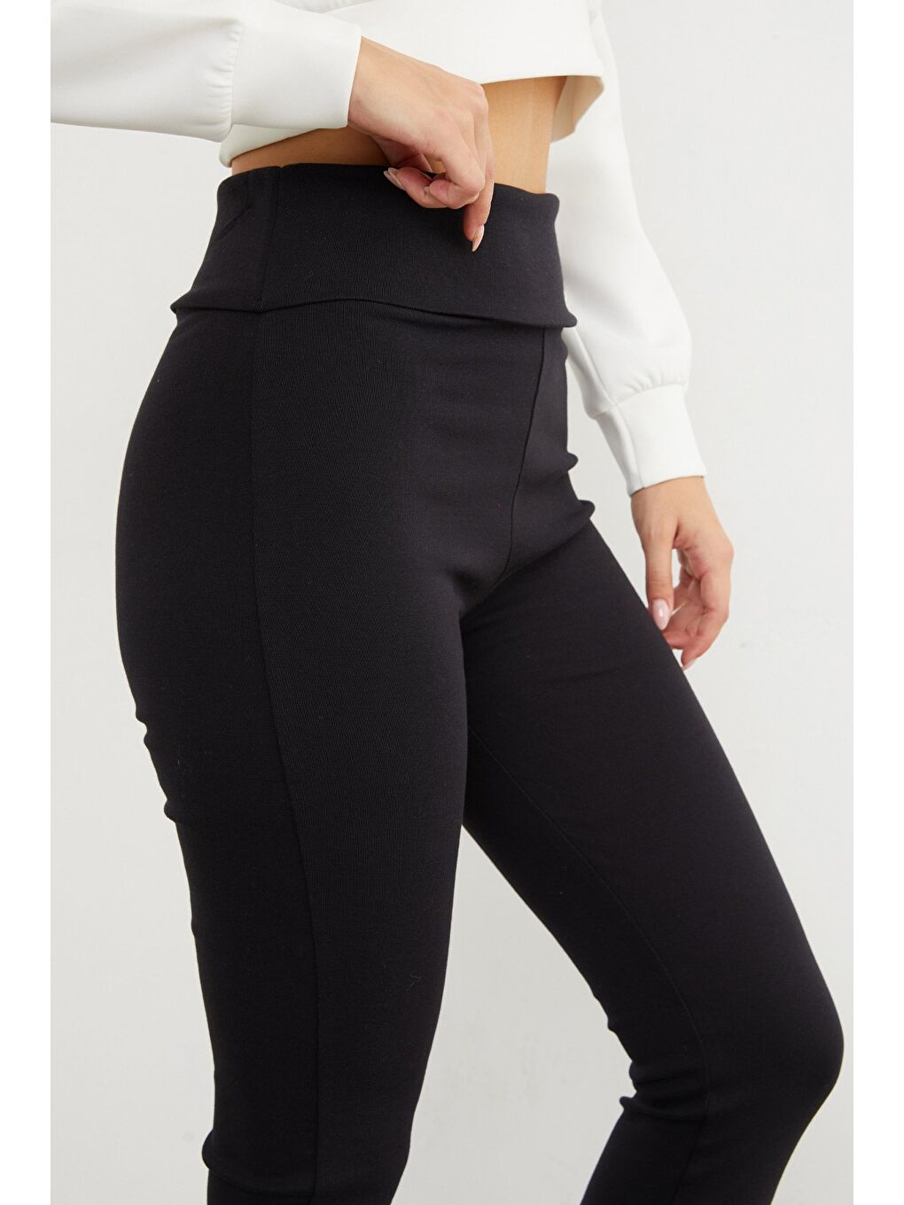 Siyah Beli Katlamalı Flare Tayt Pantolon-4