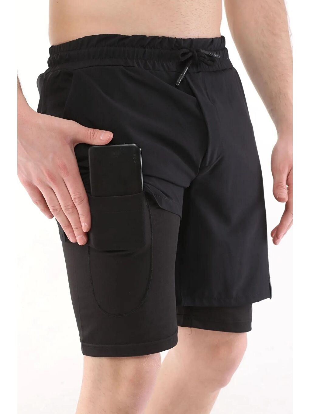Siyah Kısa Taytlı Erkek Sporcu Şortu