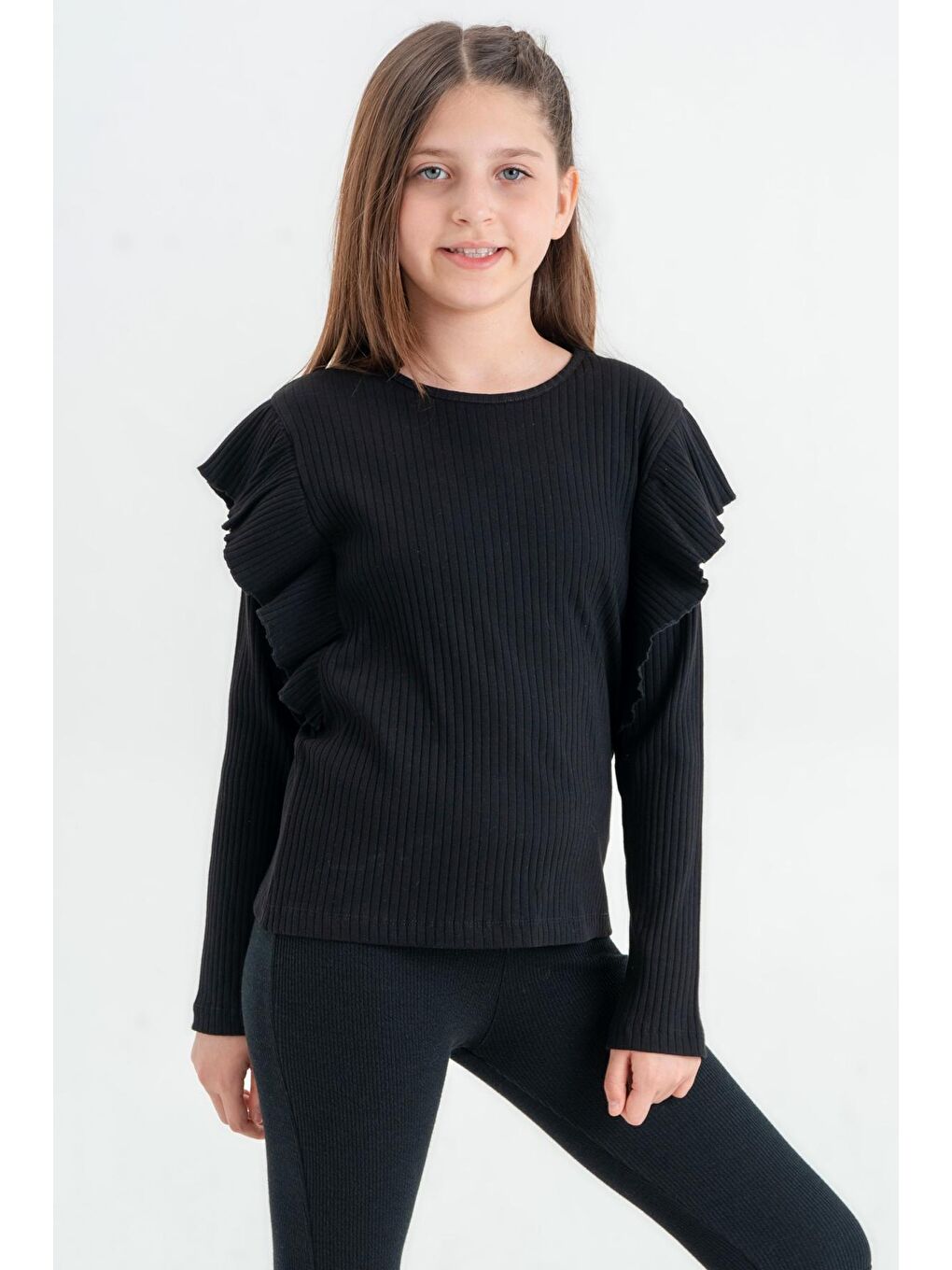 Kız Çocuk Siyah Fırfırlı 4-12 Yaş Sweatshirt - 23329-1