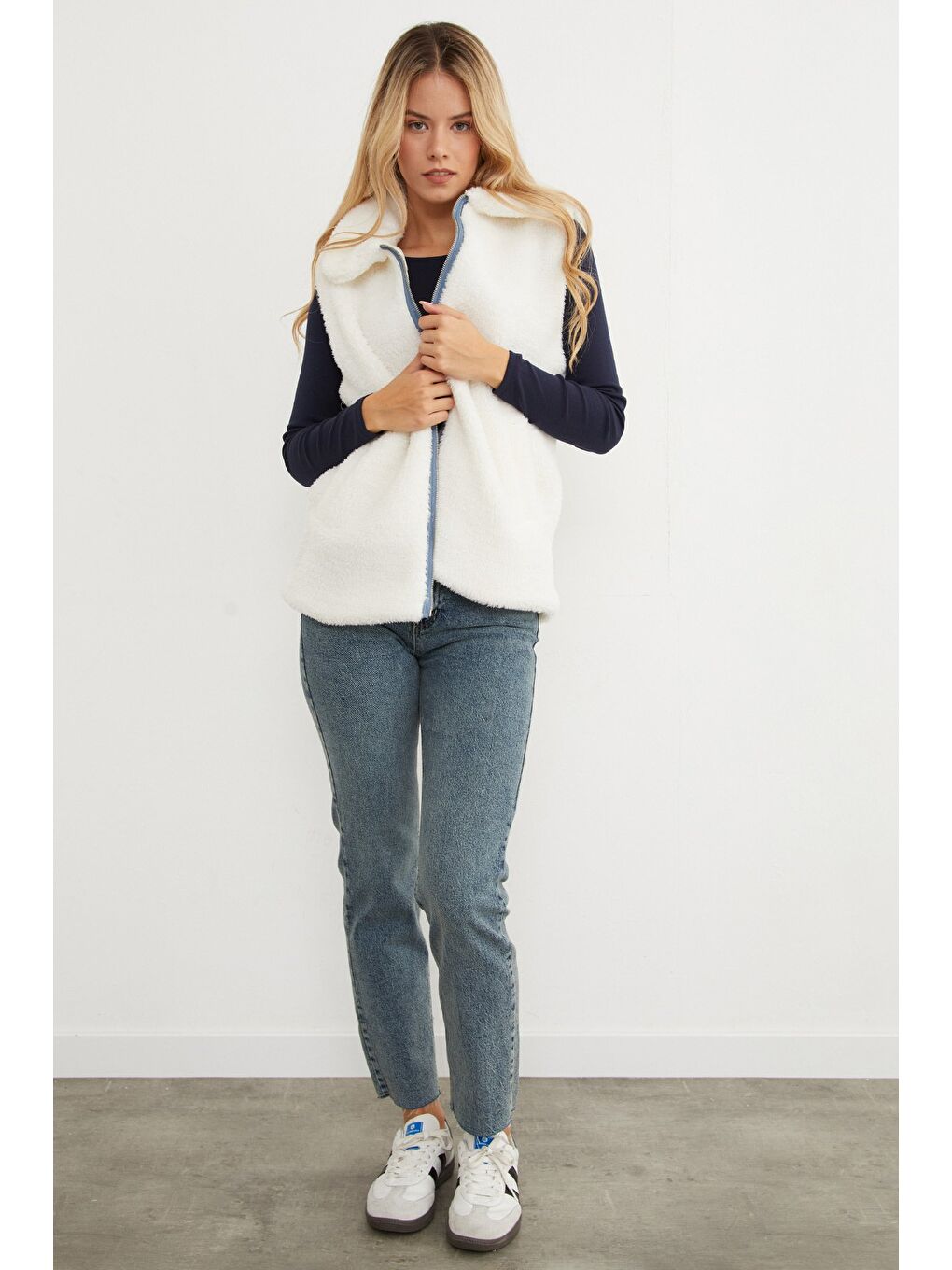 İndigo Polo Yaka Fermuarlı Pelüş Yelek-1