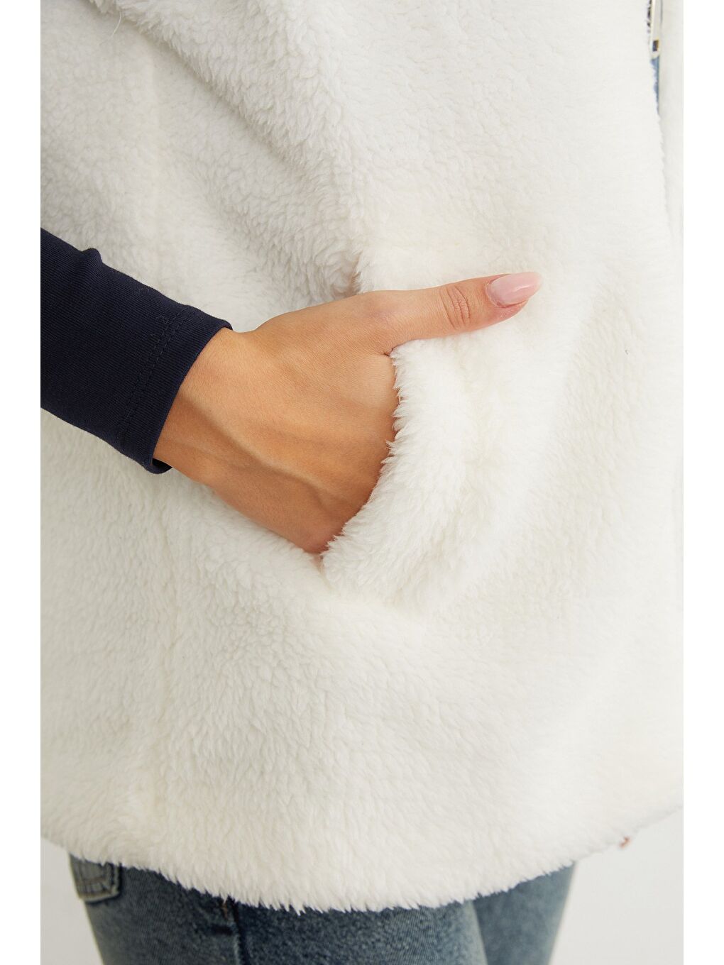 İndigo Polo Yaka Fermuarlı Pelüş Yelek-4