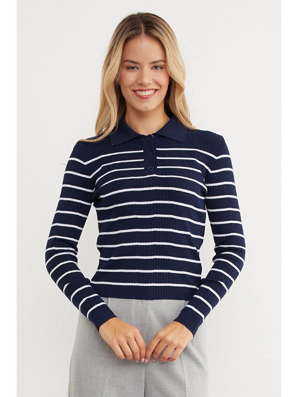 Lacivert Çizgili Polo Yaka Yarım Düğmeli Triko Kazak-4