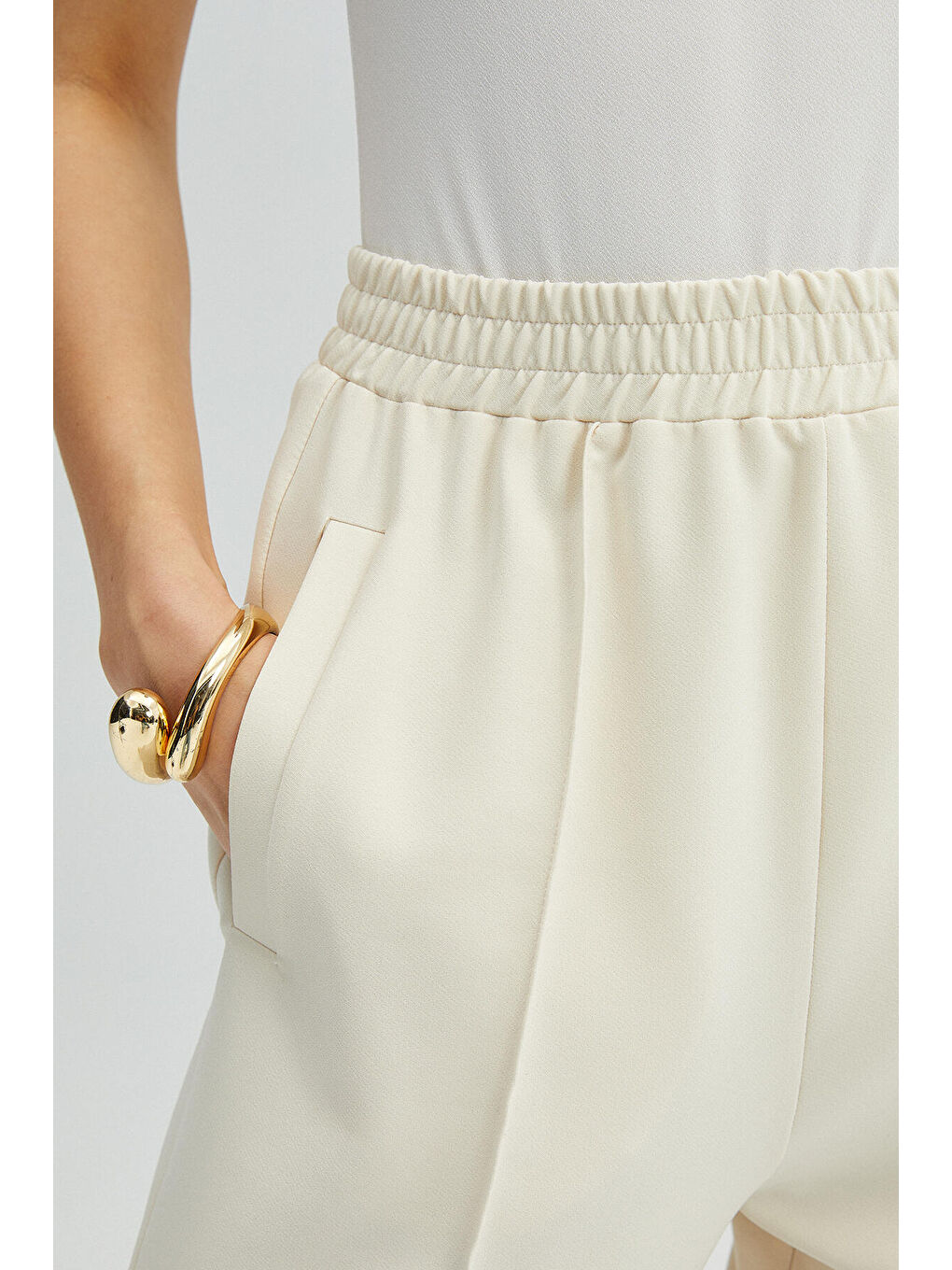 Ekru Nervürlü Krep Pantolon-3