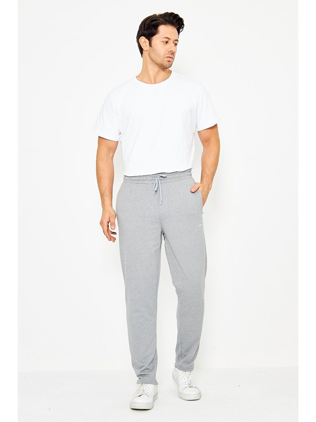Gri Erkek Düz Paça Rahat Kesim Eşofman Altı 6501-1