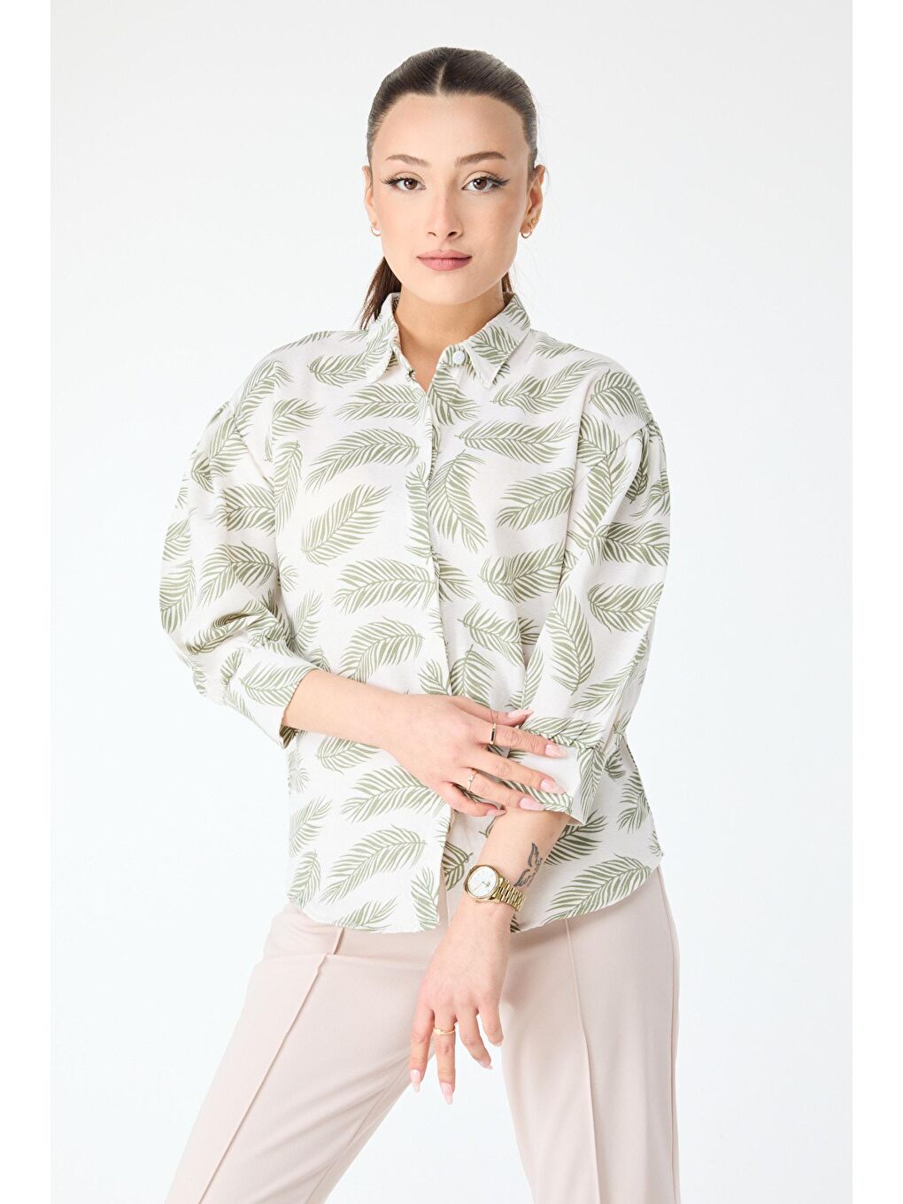 Gömlek Yaka Kadın Haki Fakir Kol Desenli Gömlek - 24381-3