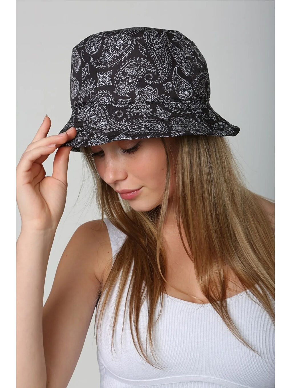 Desenli Bucket Şapka RŞ-112 09 Siyah Beyaz Şal-2
