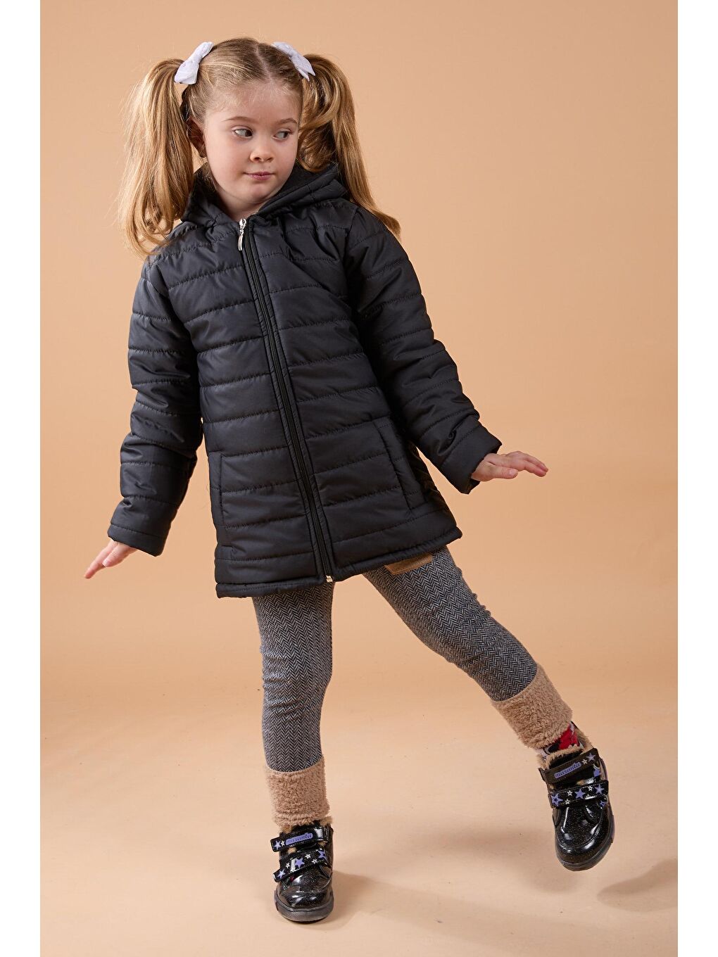 Kız Çocuk Siyah Şişme Mont - 23857