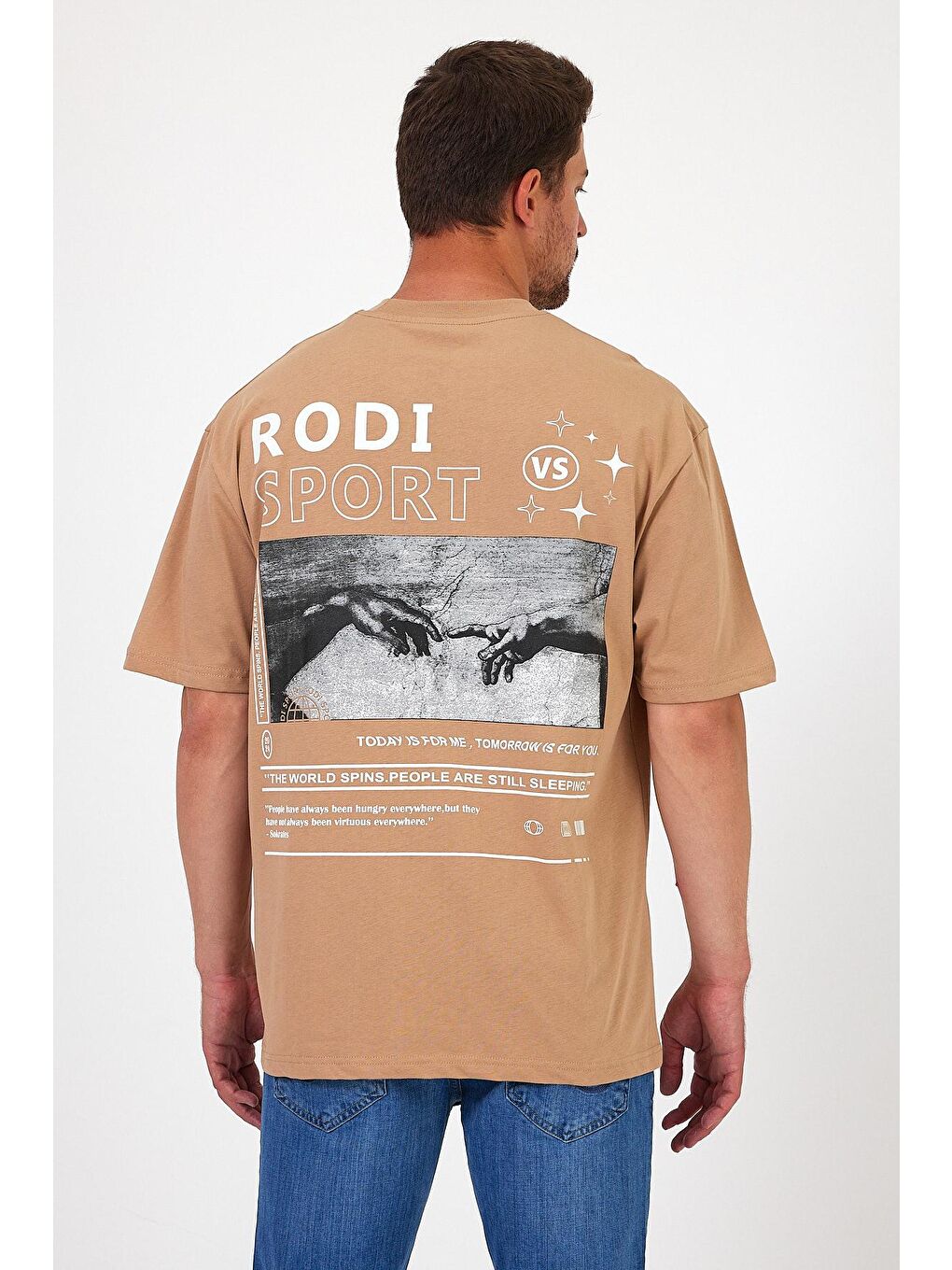 Bej Bisiklet Yaka Human Baskılı Erkek Tişört 7027-3