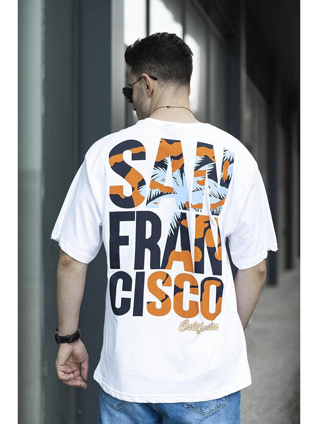 Beyaz Tatum San Francisco Baskılı Oversize Bisiklet Yaka Erkek Tişört-1