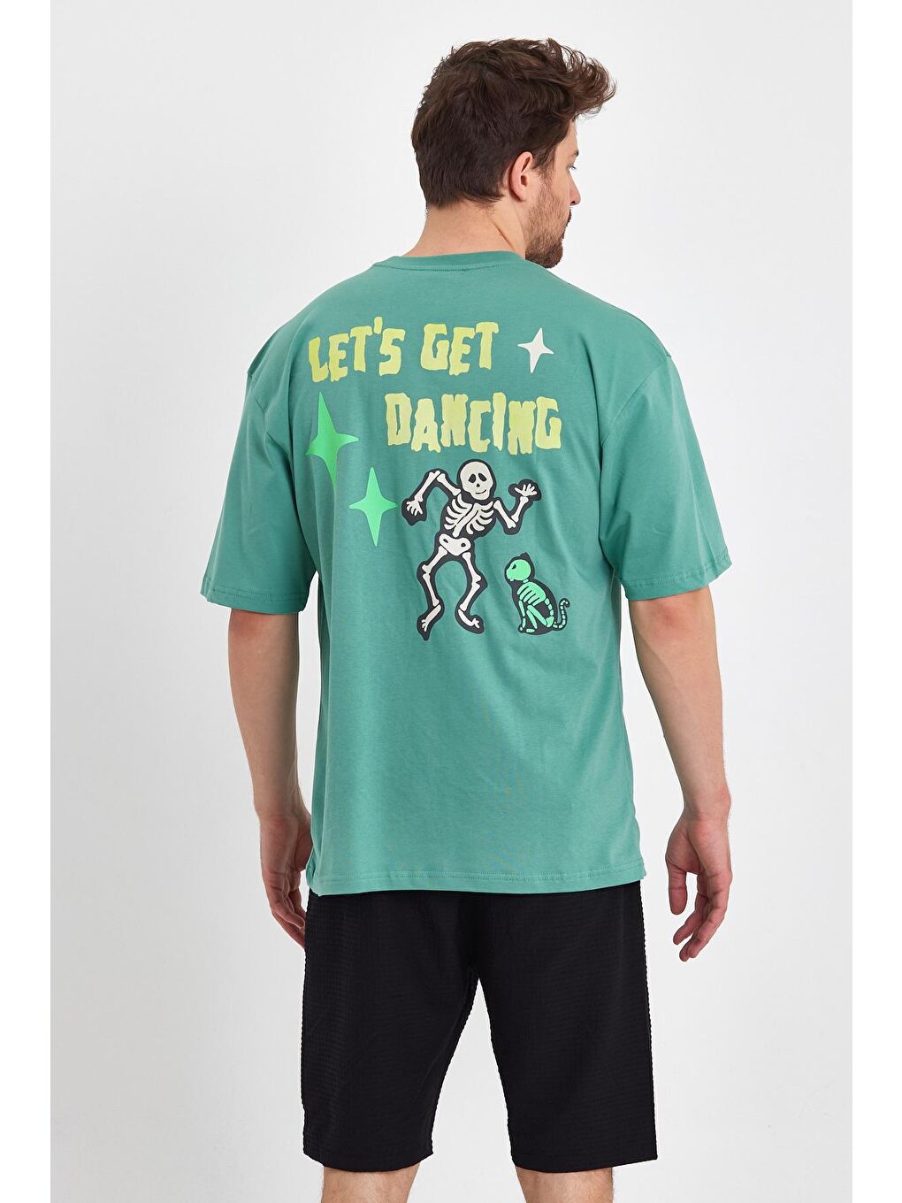 Yeşil Oversize Fit Bisiklet Yaka %100 Pamuk Sırt Baskılı Erkek Tişört RF0410