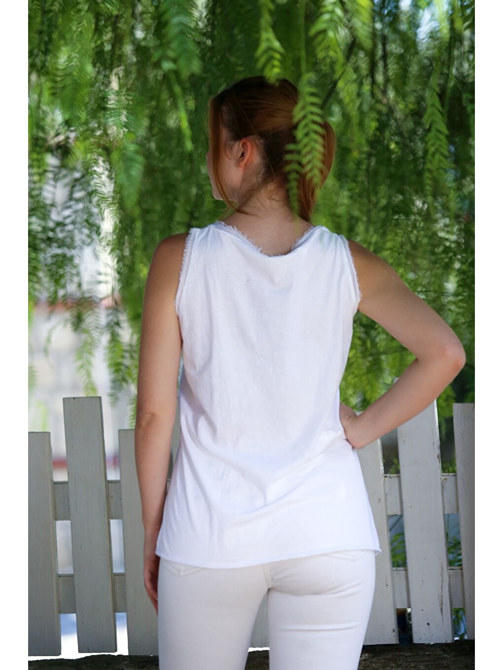 Organik Pamuk Beyaz Havuz Yaka Kolsuz İnce Yıkamalı Ve Pis Dikişli Uzun Dokuma Bluz 78 60-1