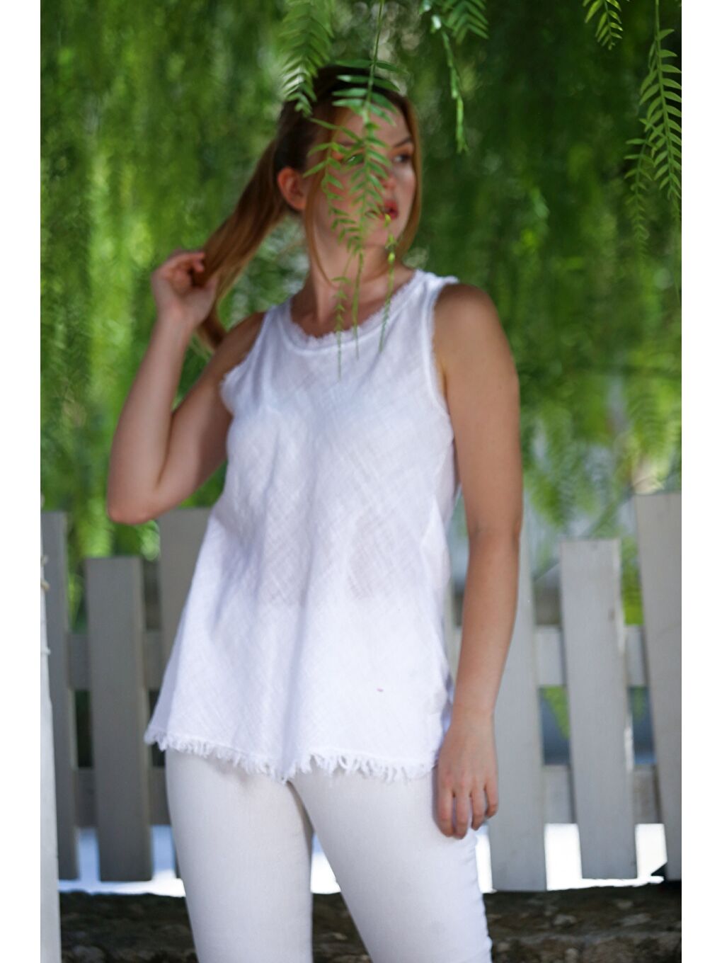 Organik Pamuk Beyaz Havuz Yaka Kolsuz İnce Yıkamalı Ve Pis Dikişli Uzun Dokuma Bluz 78 60-4