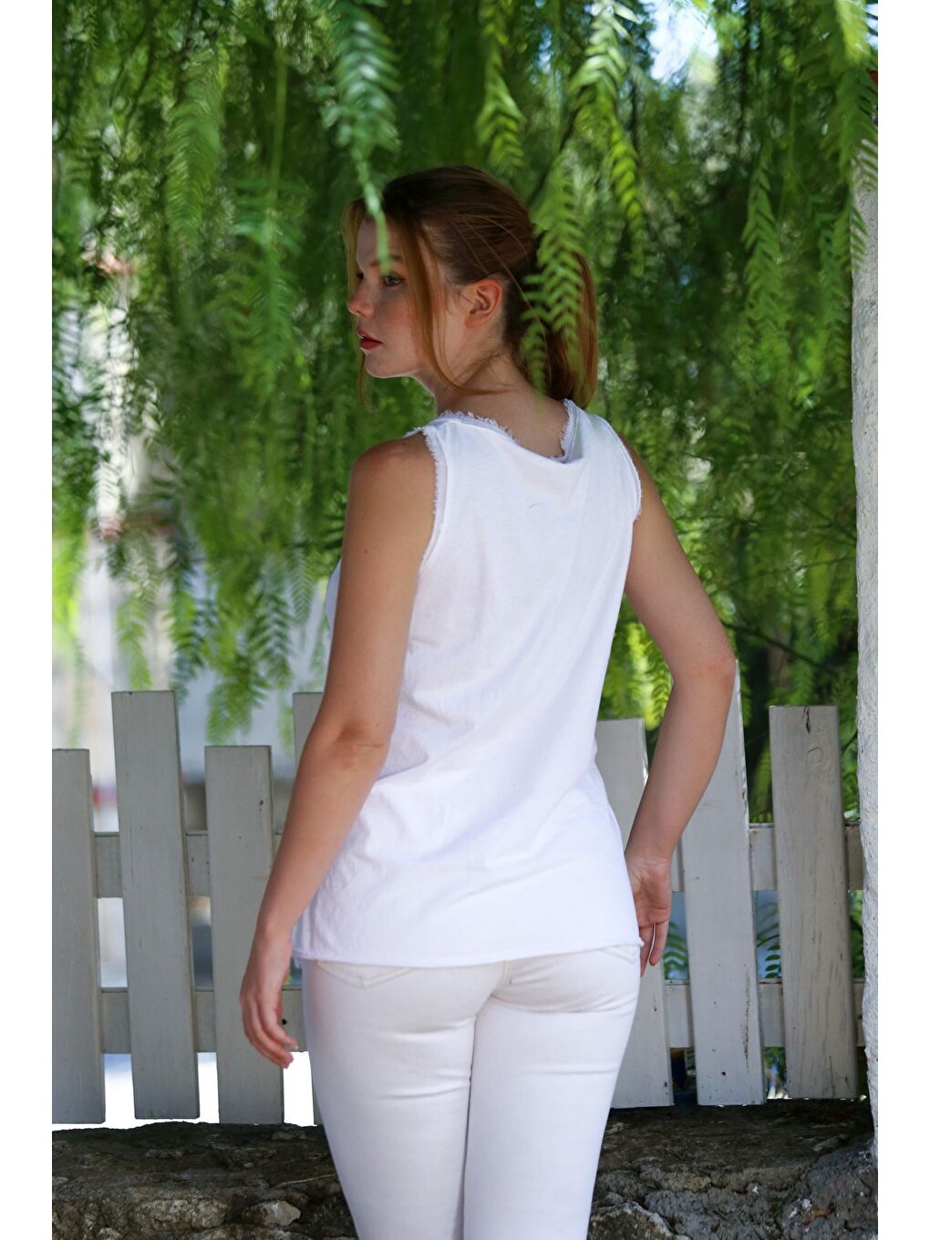 Organik Pamuk Beyaz Havuz Yaka Kolsuz İnce Yıkamalı Ve Pis Dikişli Uzun Dokuma Bluz 78 60-5