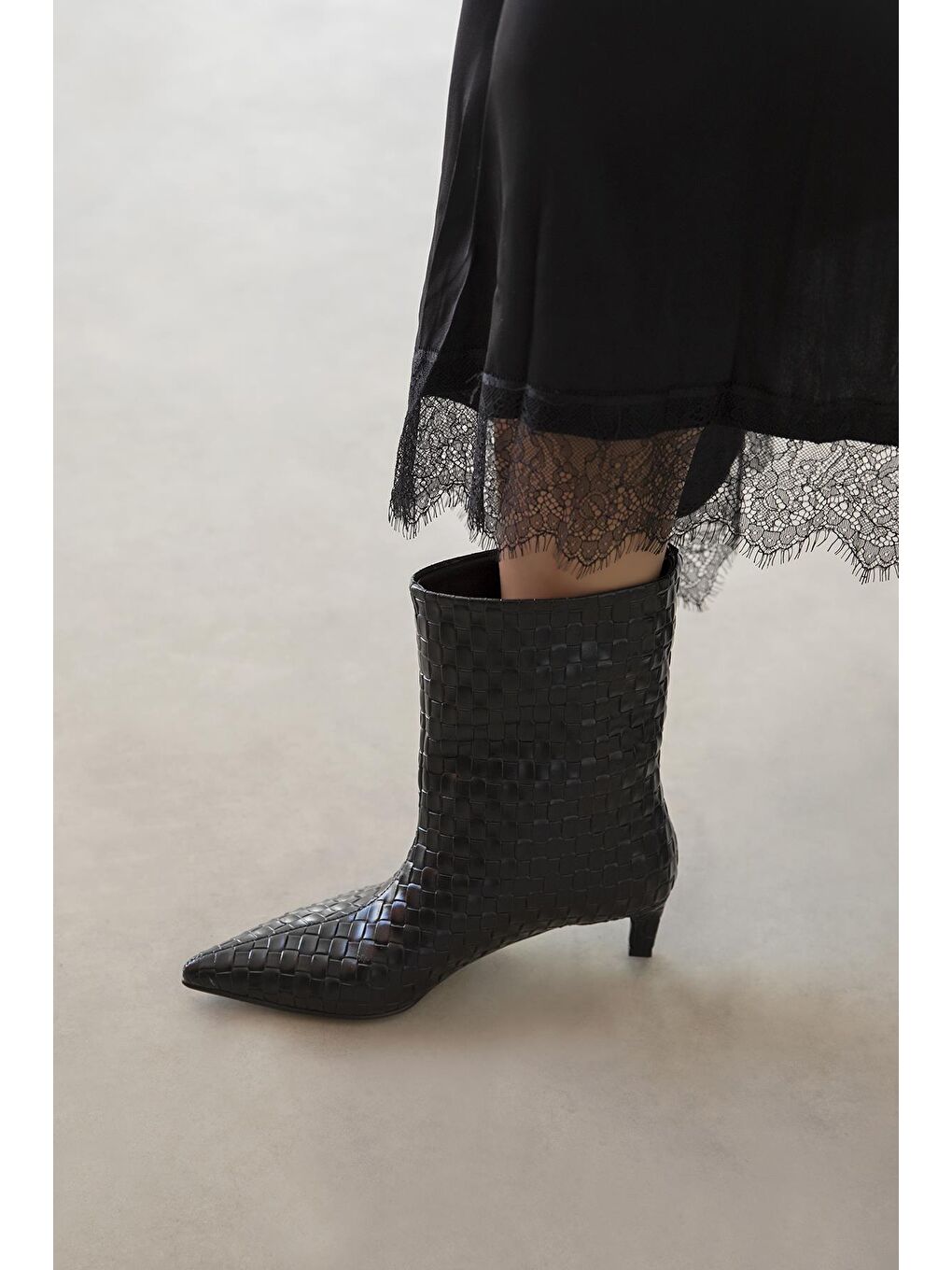 Zoey Kadın Örgü Detay Deri Bot Siyah-1