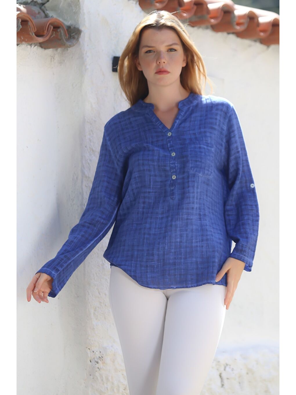 Organik Pamuk Jean Mavisi Hakim Yaka Düğmeli Uzun Kollu Dokulu Tek Cepli Yıkamalı Dokuma Bluz 70 60-4