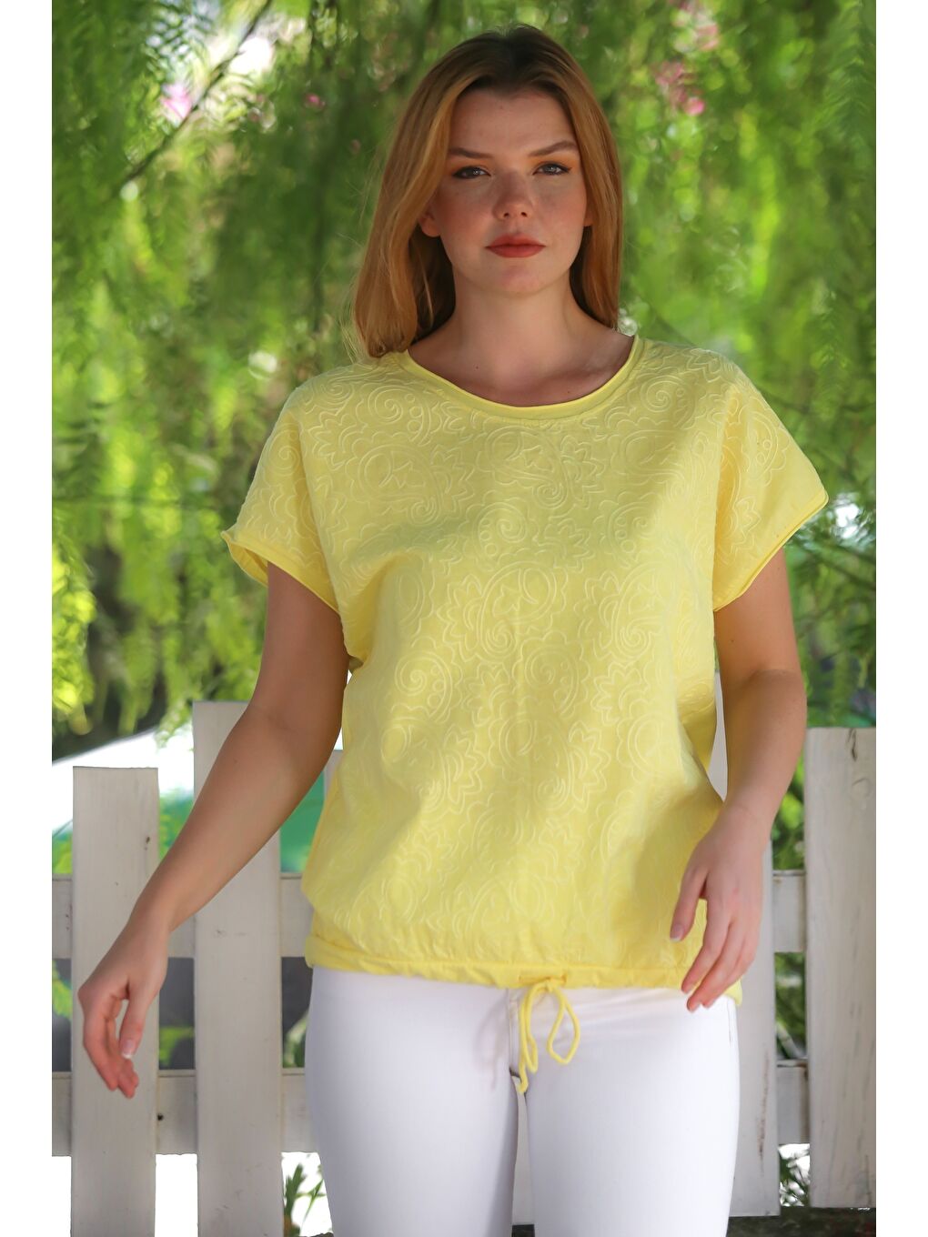 İtalyan Sarı Yuvarlak Yaka Düşük Kol Bağlamalı Allover Nakışlı Pamuklu Dokuma Bluz 68 65-2