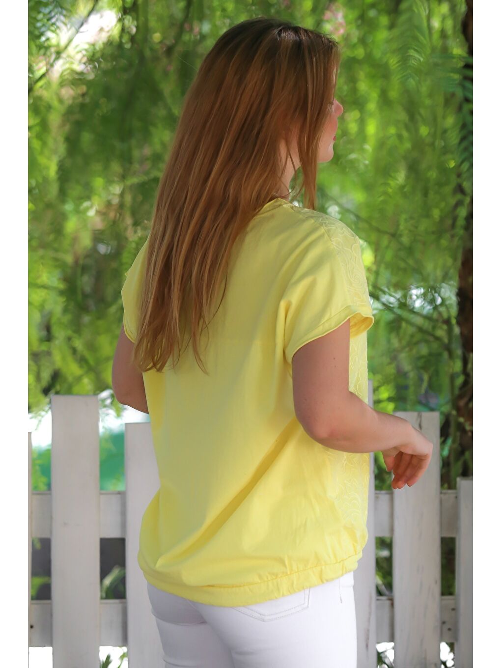 İtalyan Sarı Yuvarlak Yaka Düşük Kol Bağlamalı Allover Nakışlı Pamuklu Dokuma Bluz 68 65-6