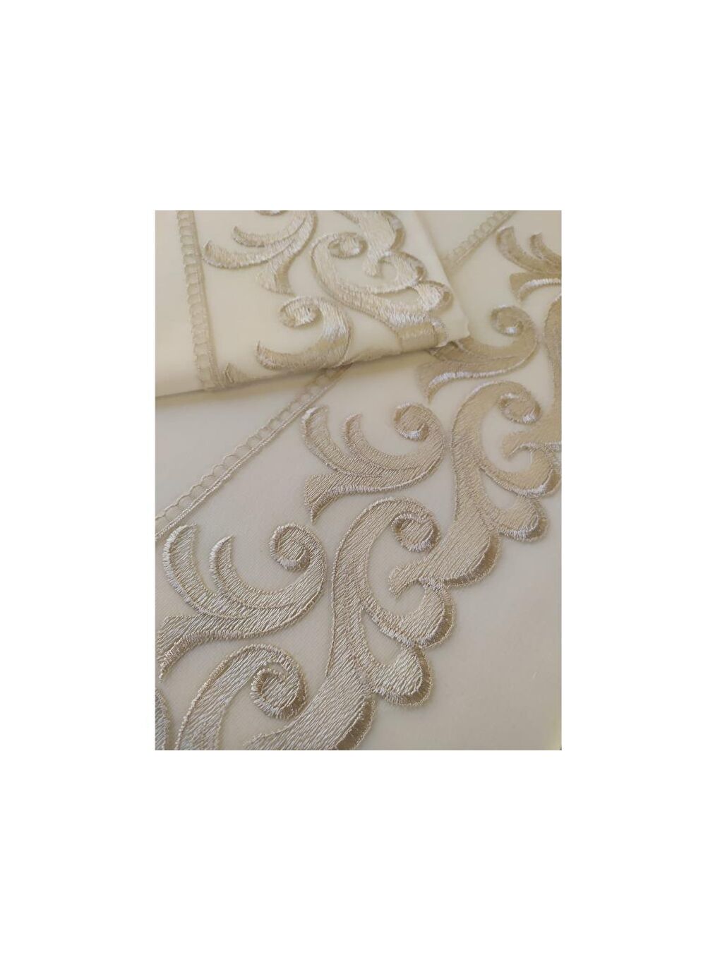 Karışık Fransız Güpürlü Belinda Nevresim Takımı 6 Parça Krem Cappucino