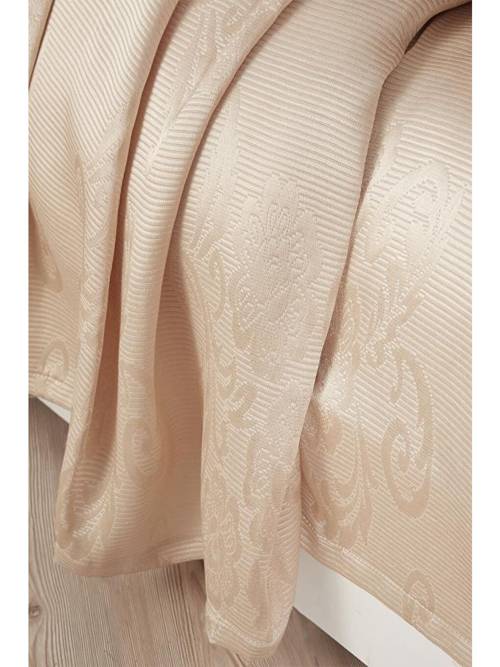 Kahverengi Lale Çift Kişilik Yatak Örtüsü Cappucino-3