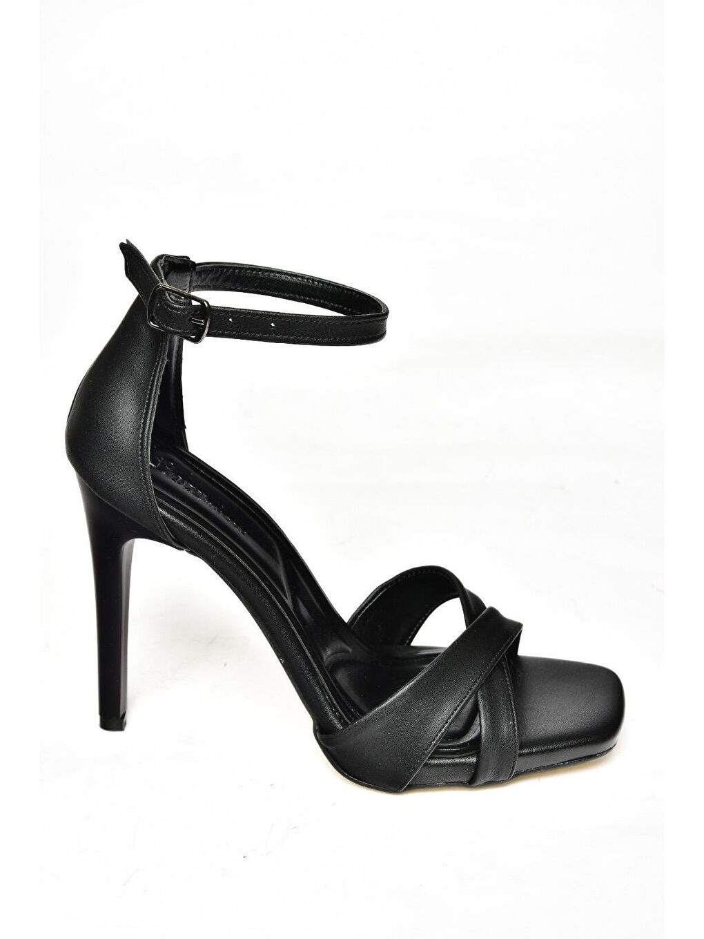 S2511460 Siyah Kadın Topuklu Ayakkabı