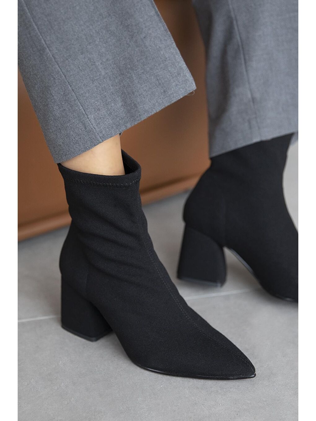 Garcia  Kadın  Streç Sivri Kalıp Kumaş  Bot Siyah-1