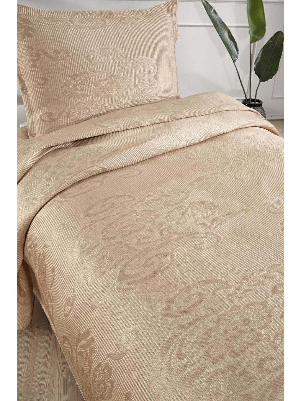 Kahverengi Lale Tek Kişilik 2 Parça Yatak Örtüsü Cappucino-7