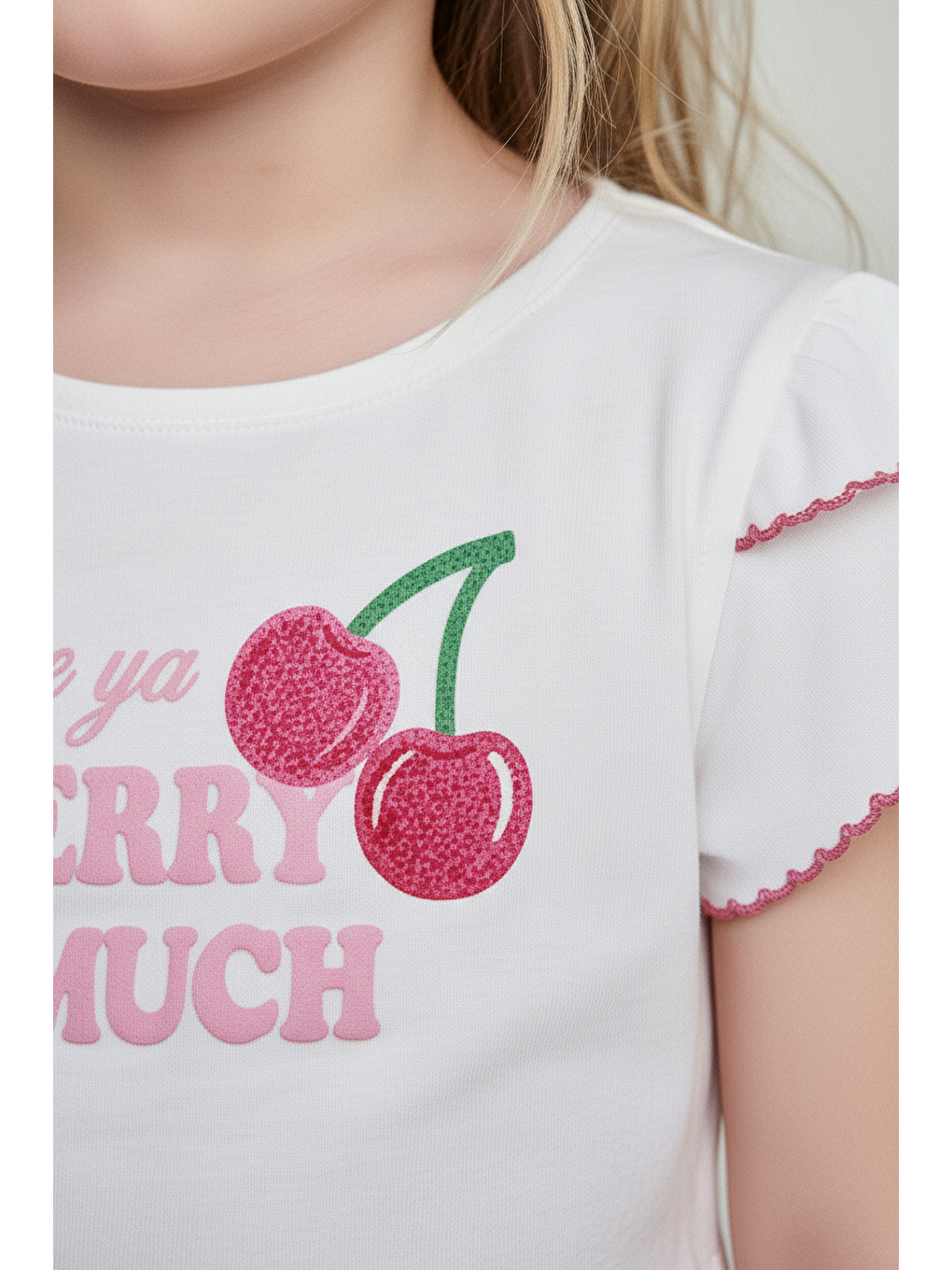 Beyaz Kız Çocuk Pamuklu Ekru Kiraz Baskılı T-Shirt Ve Pembe Pötikare Etek Takım-2