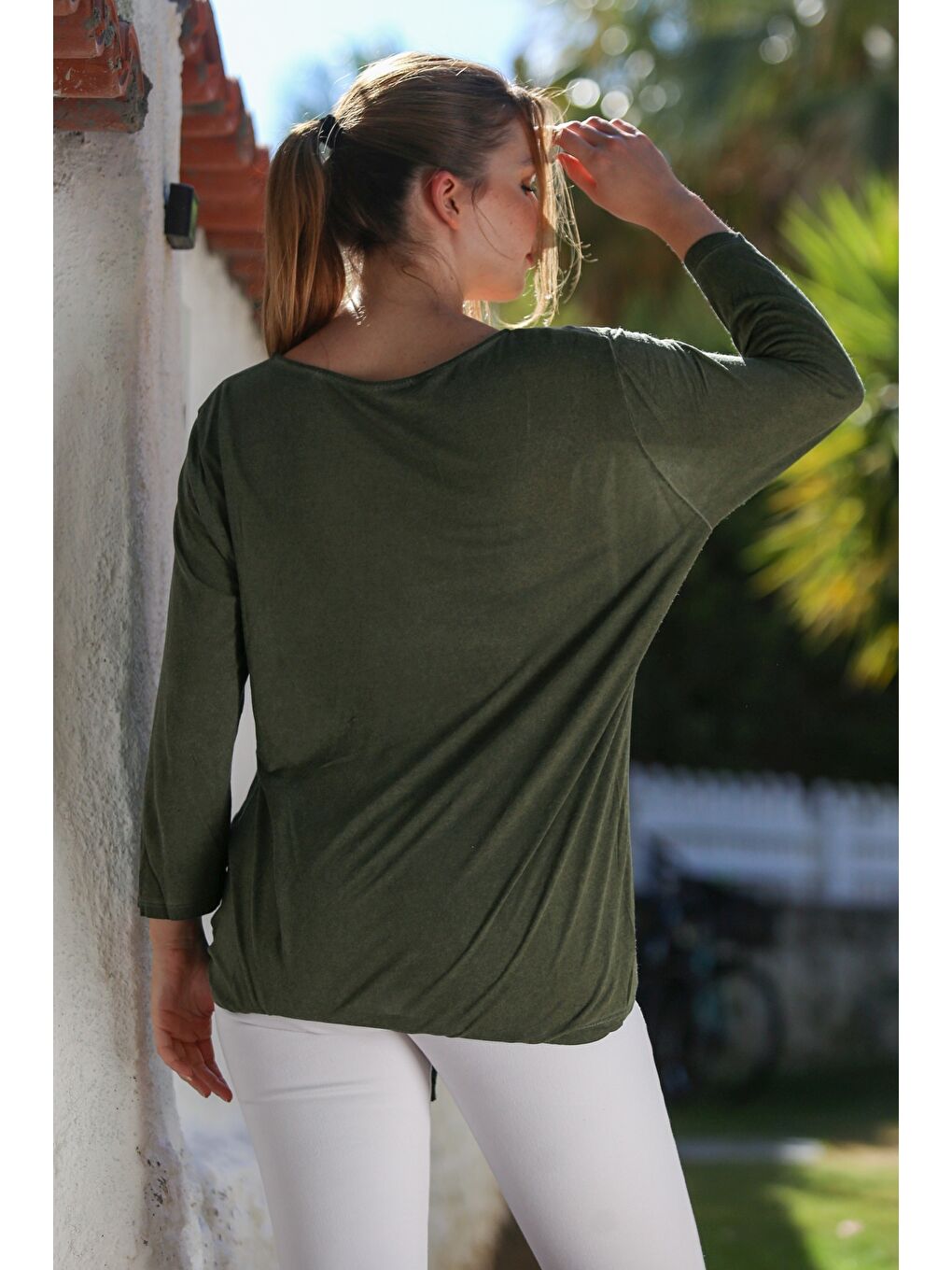 Haki Havuz Yaka Uzun Kol Bağlamalı Pullu Cepli Dokuma Bluz 70 60-1