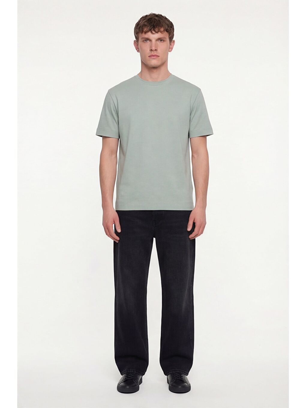 Erkek Açık Yeşil Normal Kesim Regular Fit %100 Pamuk Dokuma Bisiklet Yaka Basic T-Shirt-1