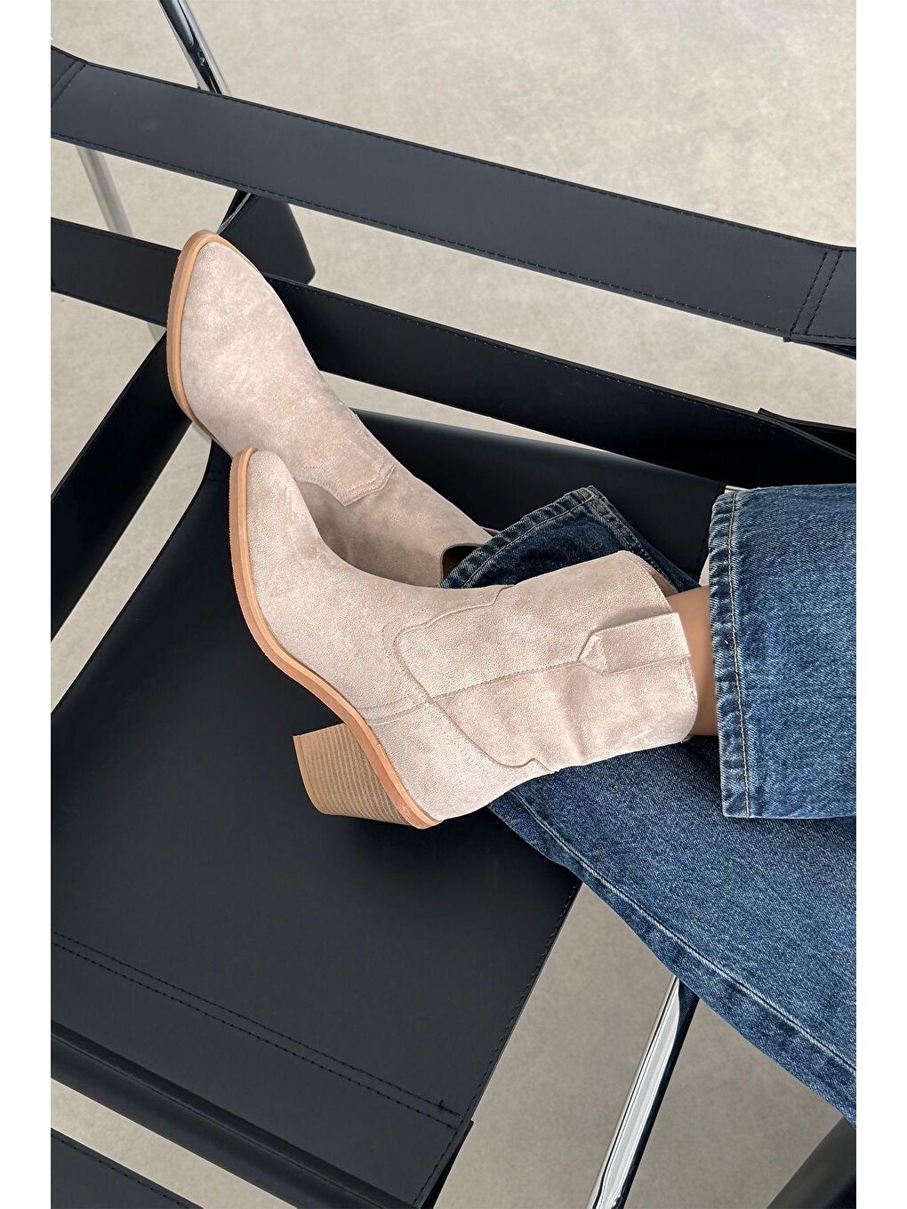 Maven Kadın Süet Topuklu Bot Bej