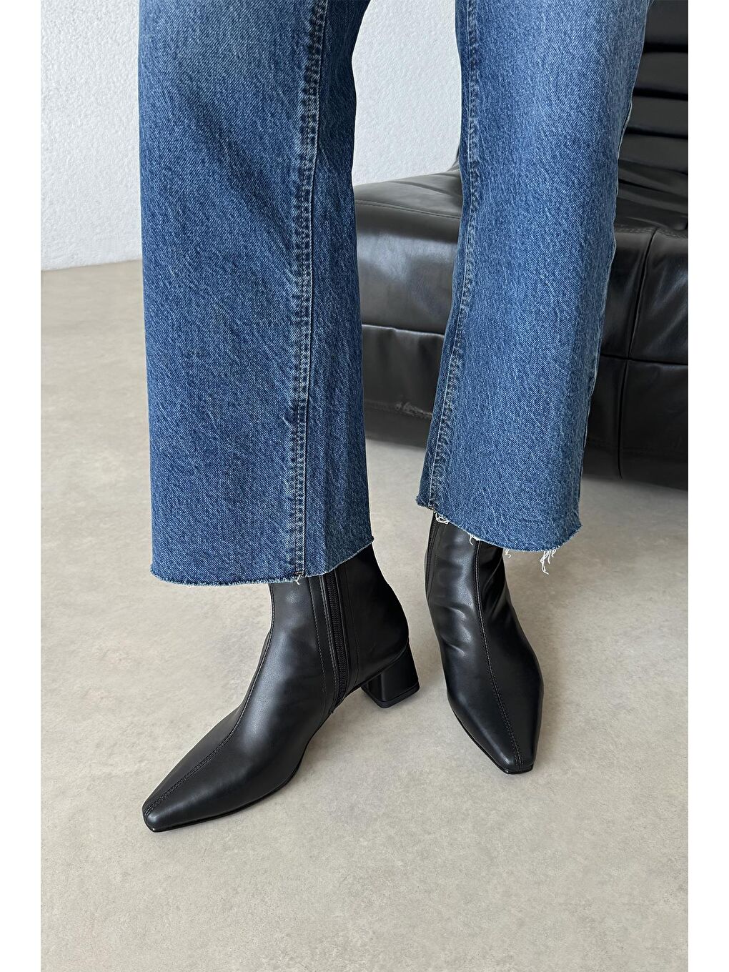 Amor Kadın Streç Küt Kalıp Deri Bot Siyah-2