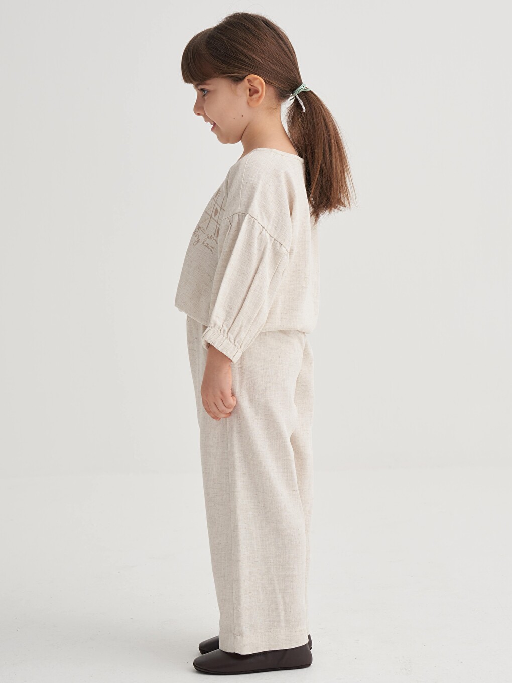 Ekru Bol Pantolonlu Nakışlı Keten Takım 2-7 Yaş Naturel-1