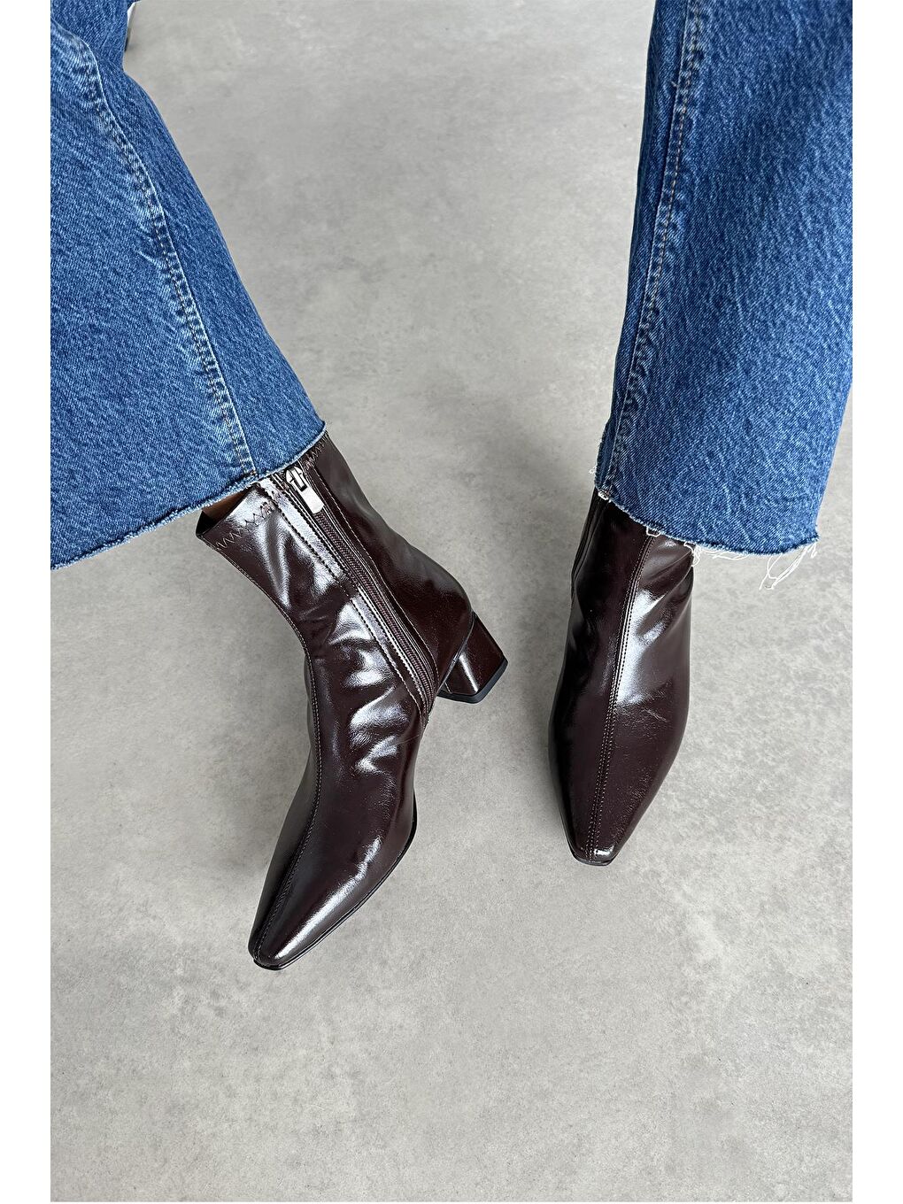 Kahverengi Amor Kadın Küt Kalıp Kırışık Deri Bot Kahve